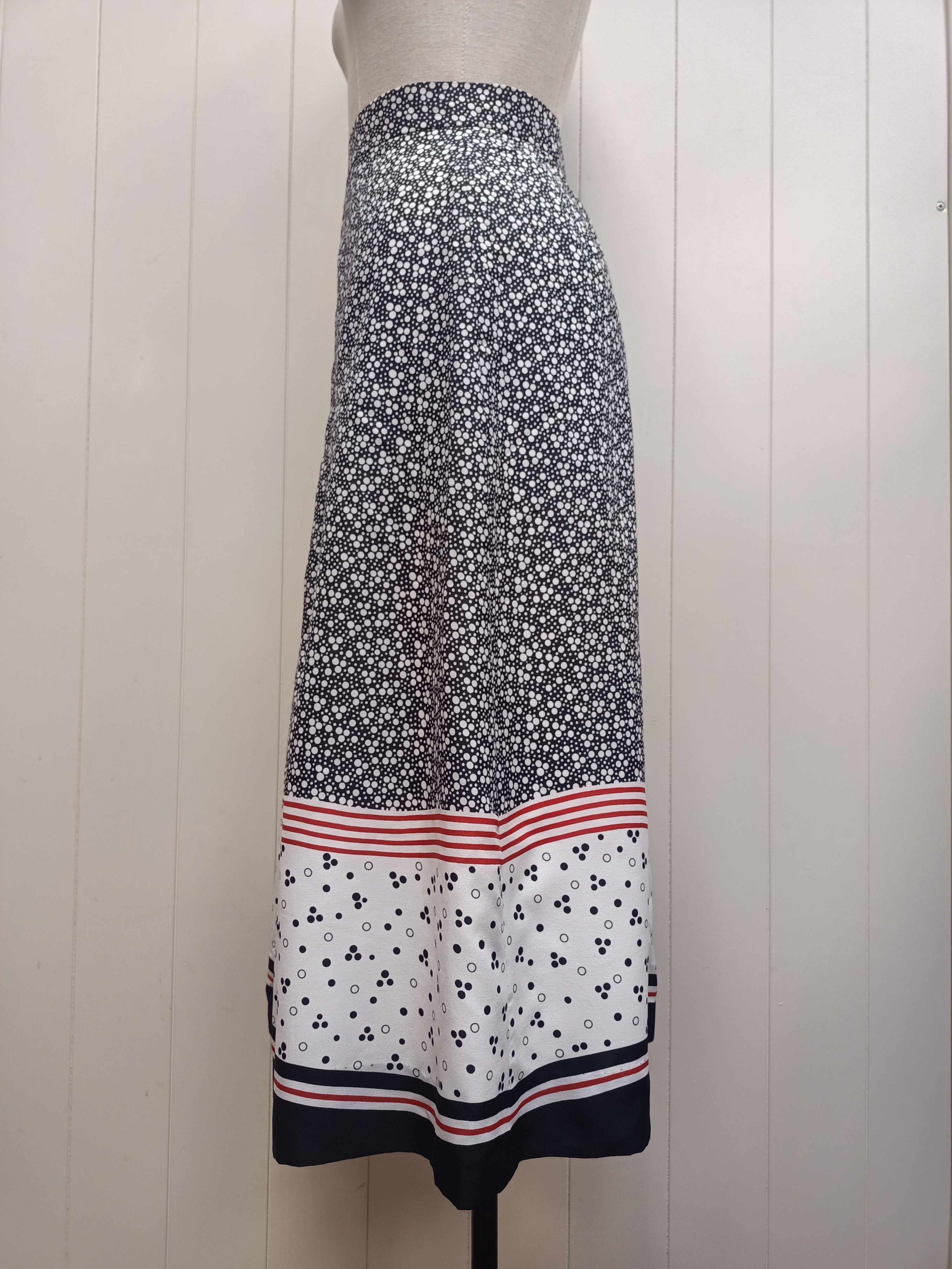 Vintage Up To Date Spotted Border Skirt