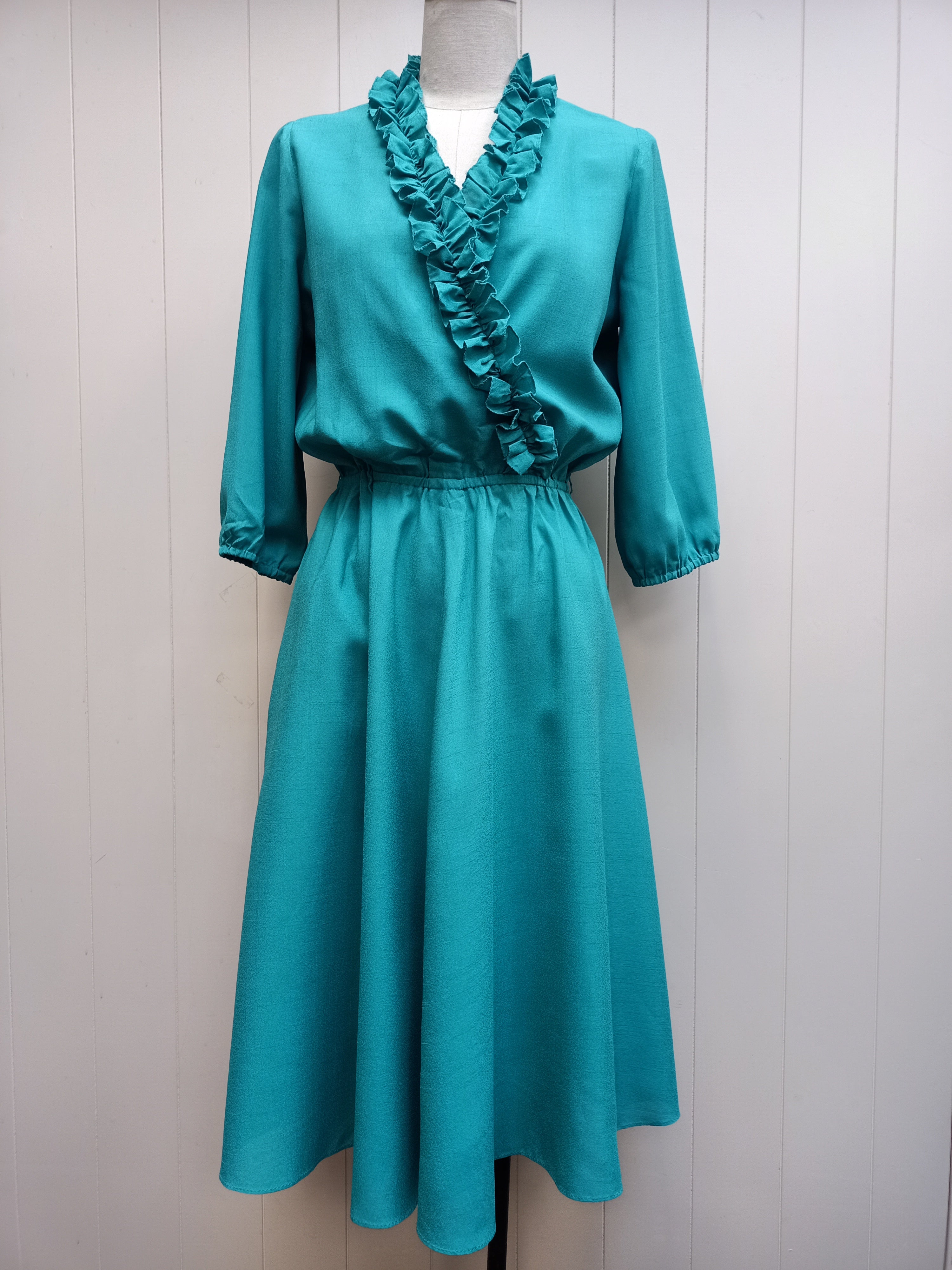 Vintage Ruffle Turquoise Dress