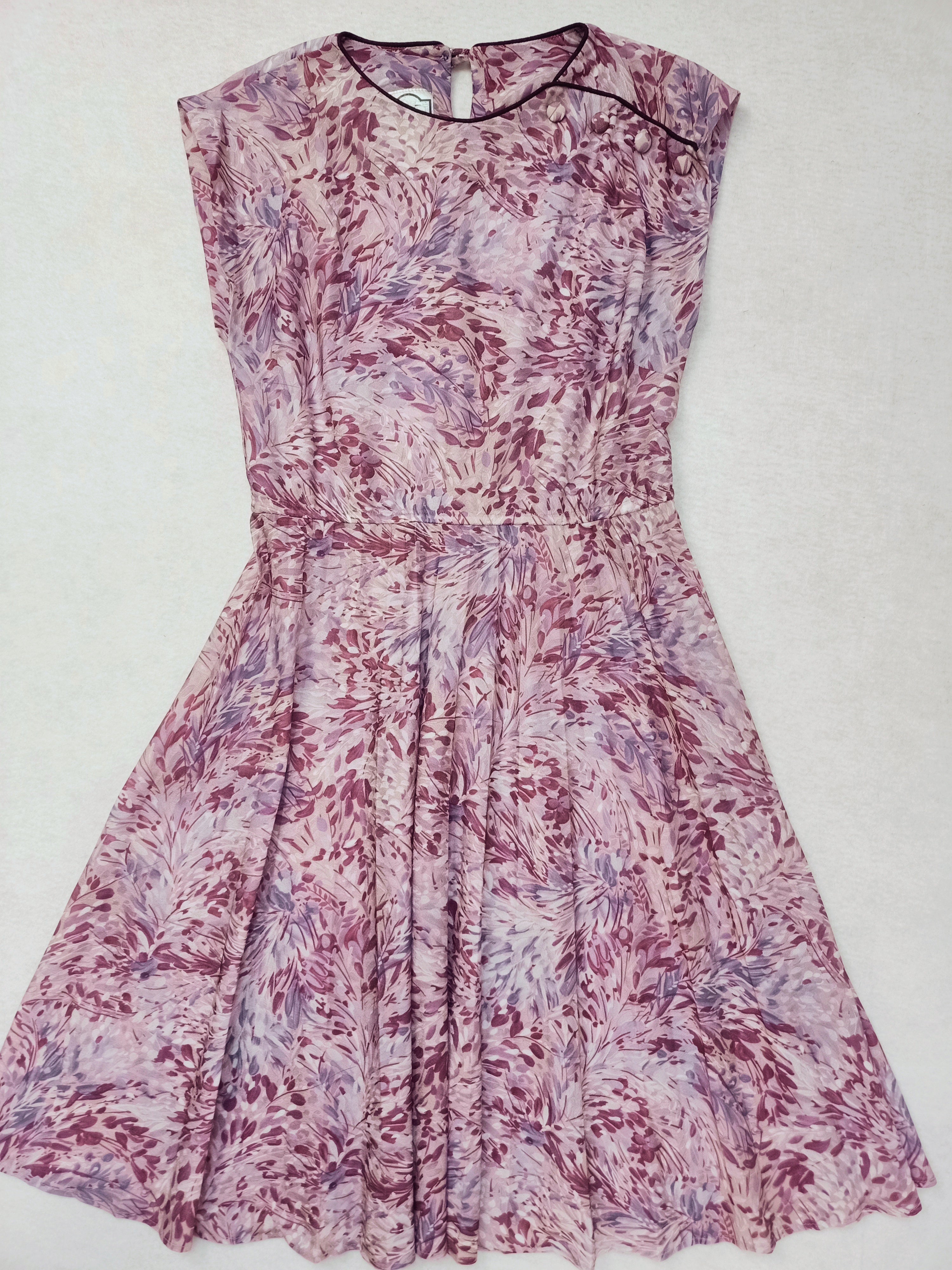 Vintage Leading Lady O Dress