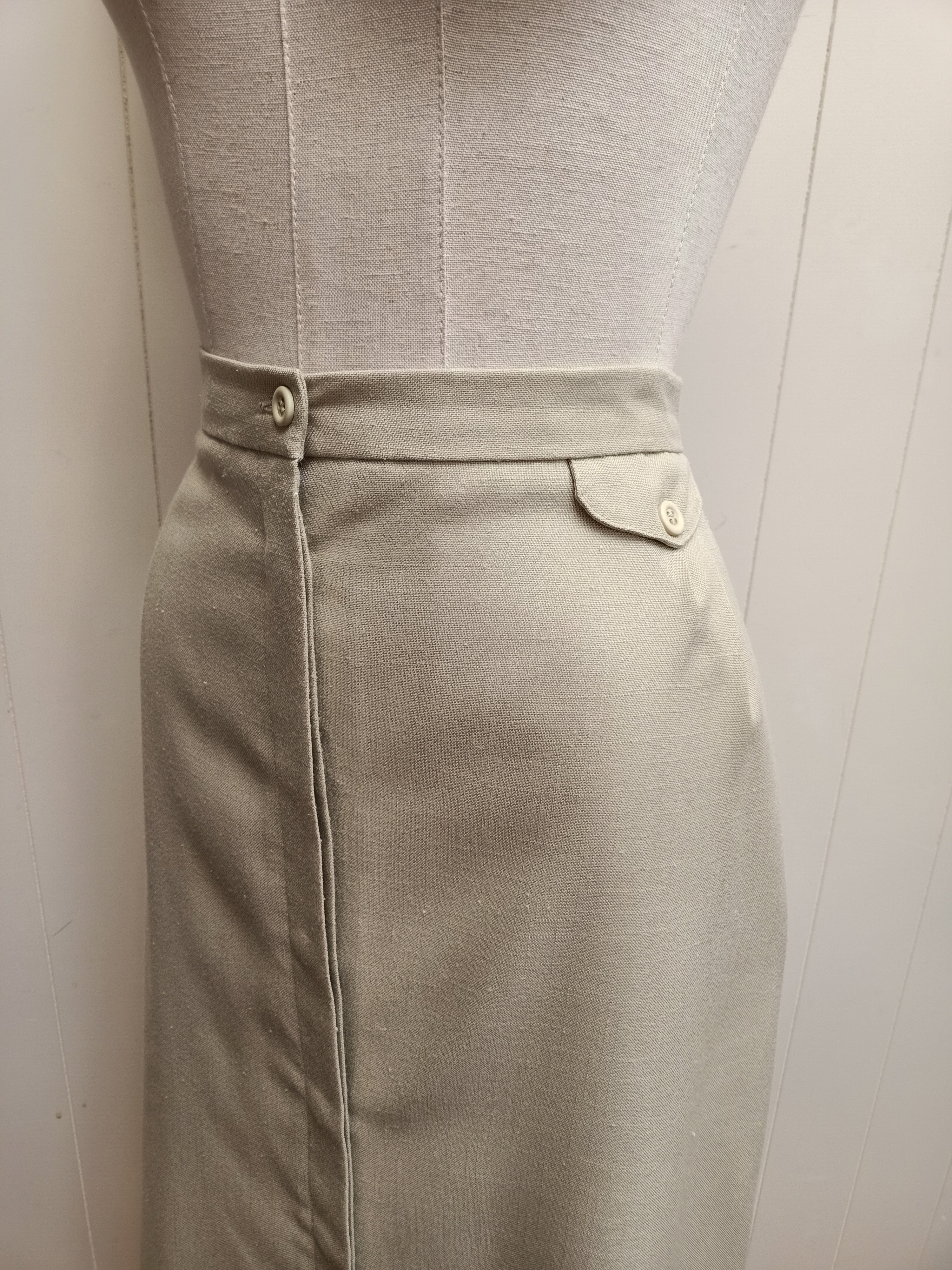 Vintage Beige Button Up Skirt