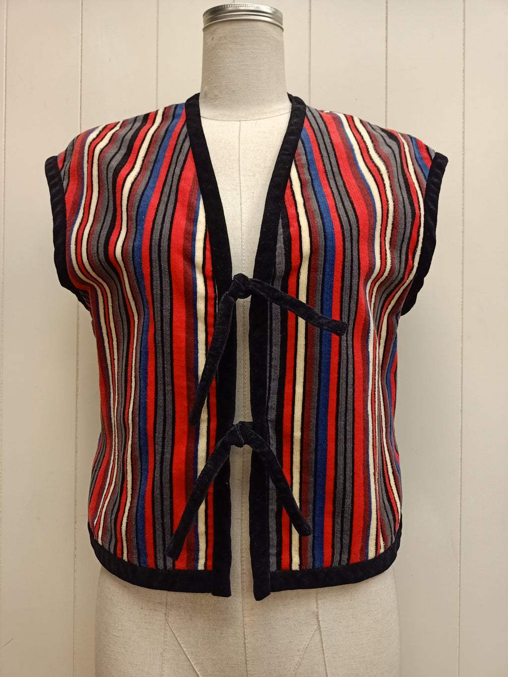 Vintage Fashion 4U Striped Vest