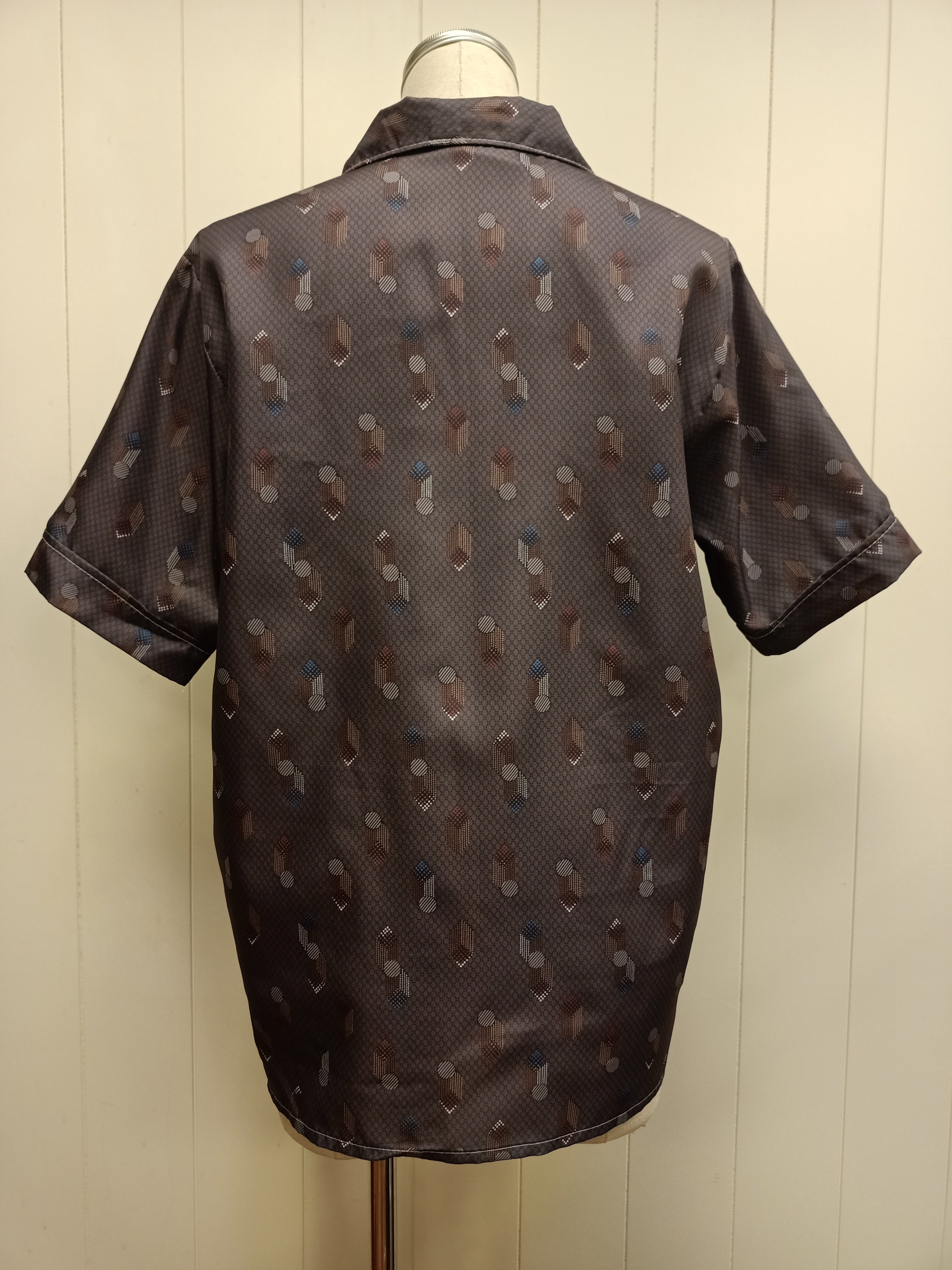 Vintage Wyndham Geometric Shirt