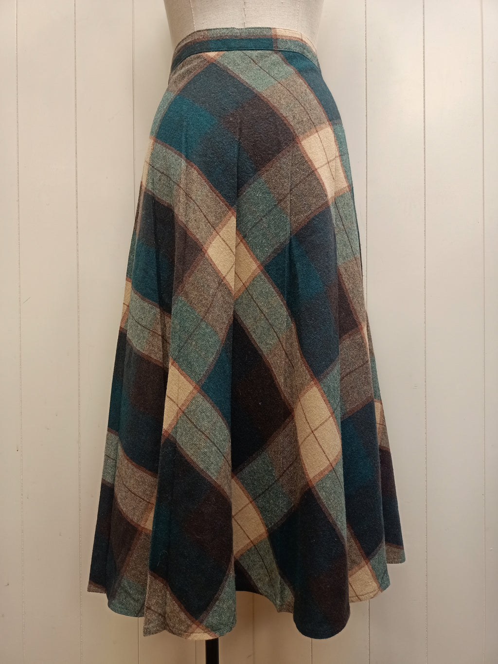 Vintage Royal Wyndham Collection Plaid Skirt