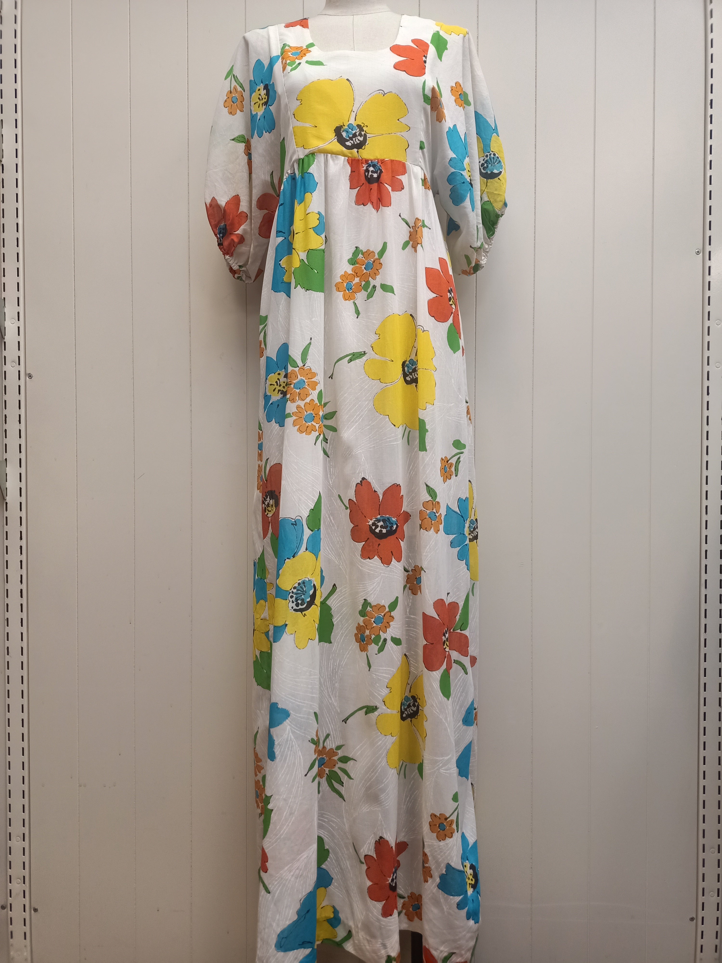 Vintage Carmen Casuals Maxi Dress