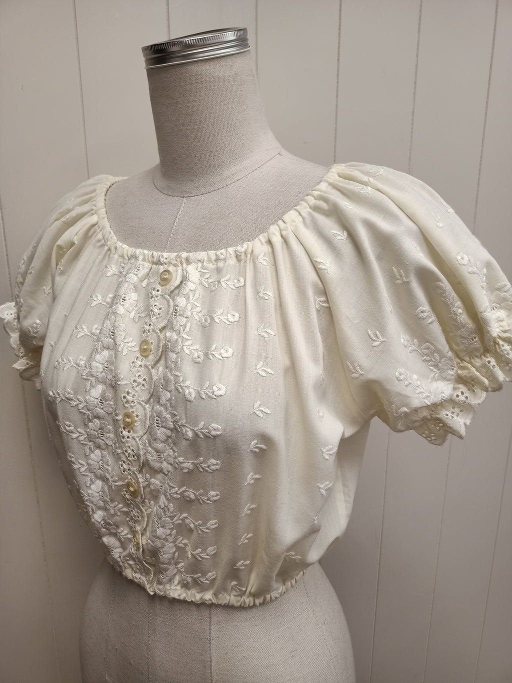 Vintage Broderie Anglaise Crop Peasant Shirt