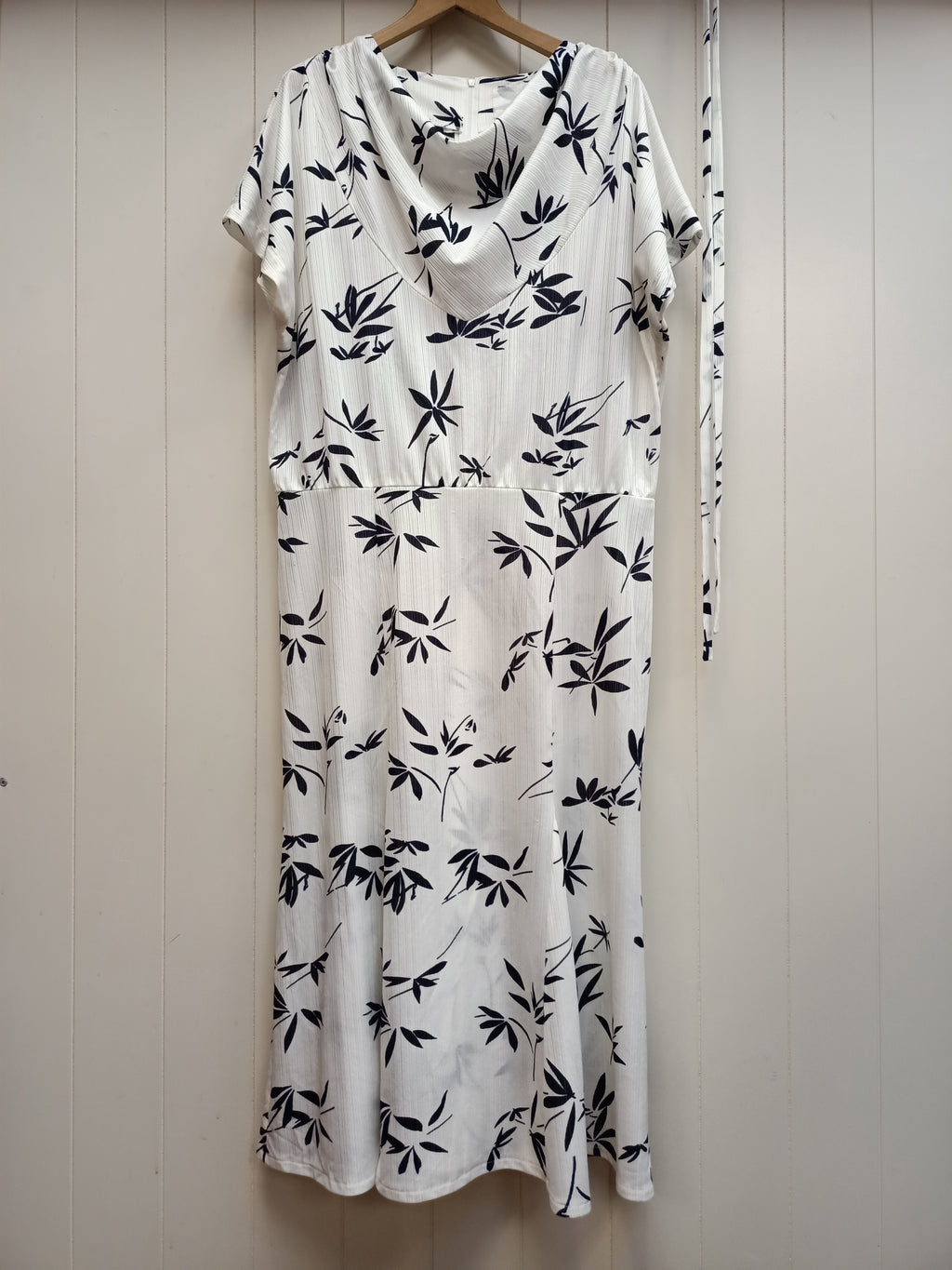 Vintage Cowl Neck Leaf Dress