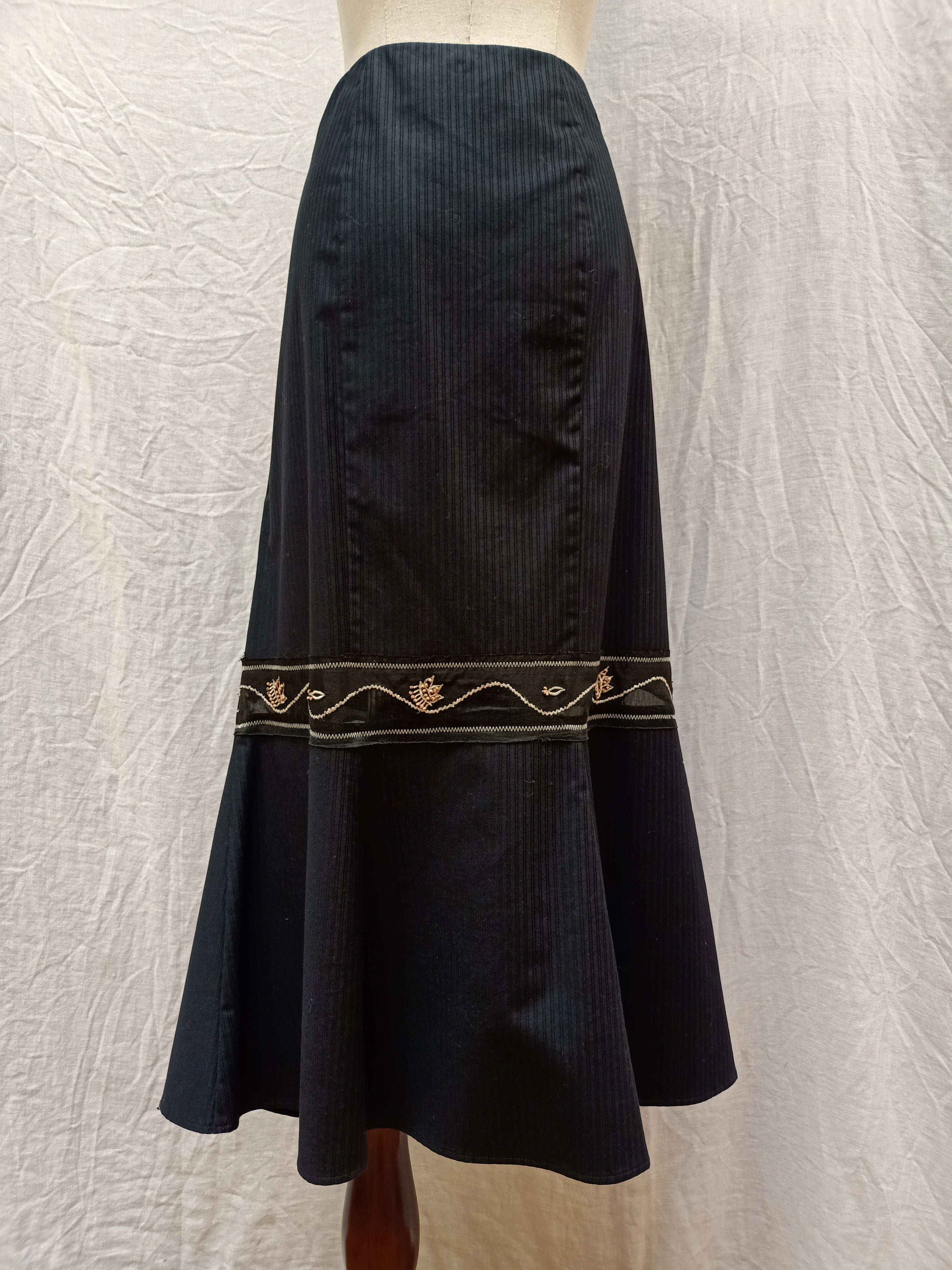 Obi Trumpet Skirt