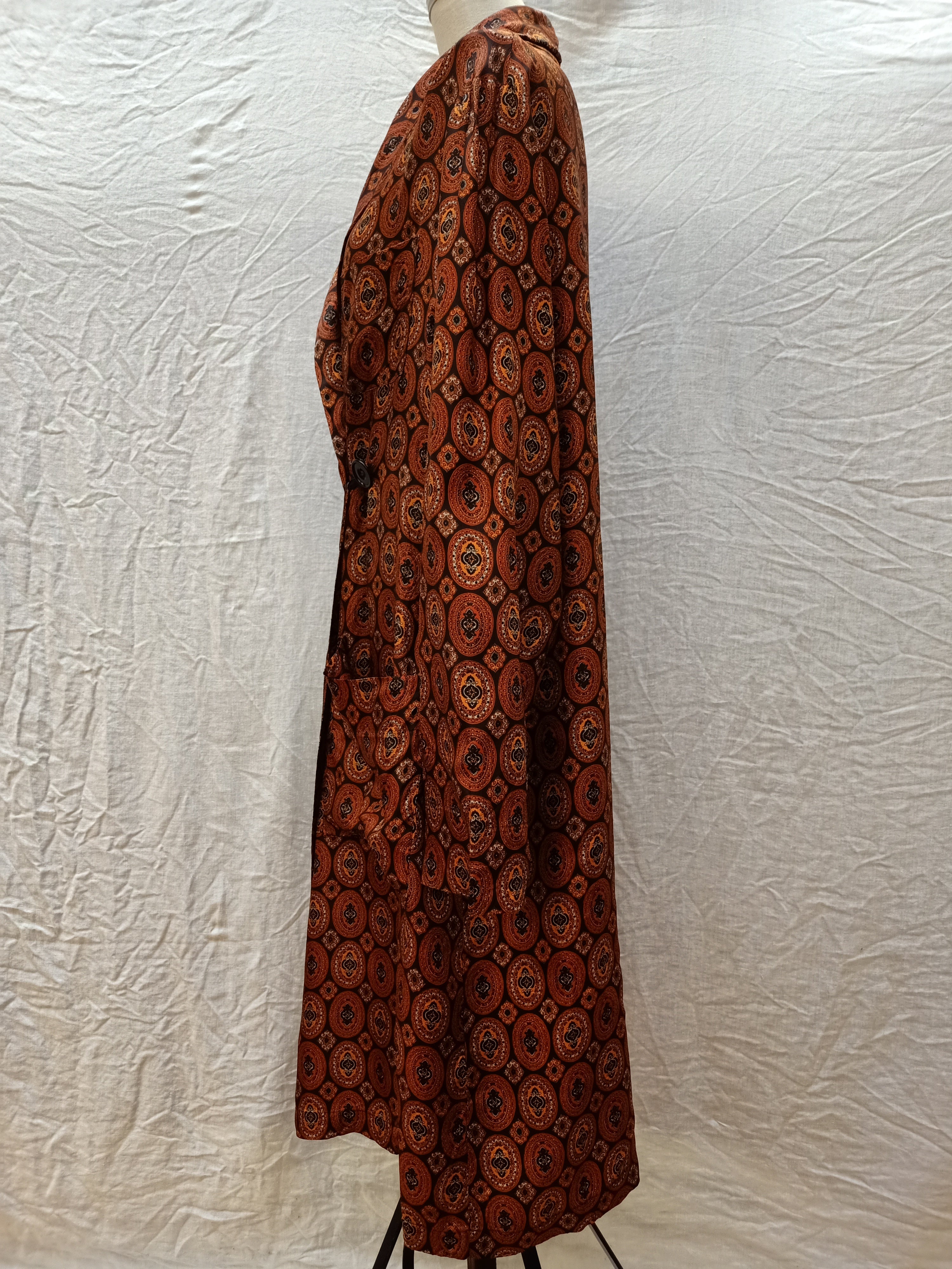 Vintage Klipper Medallion Robe