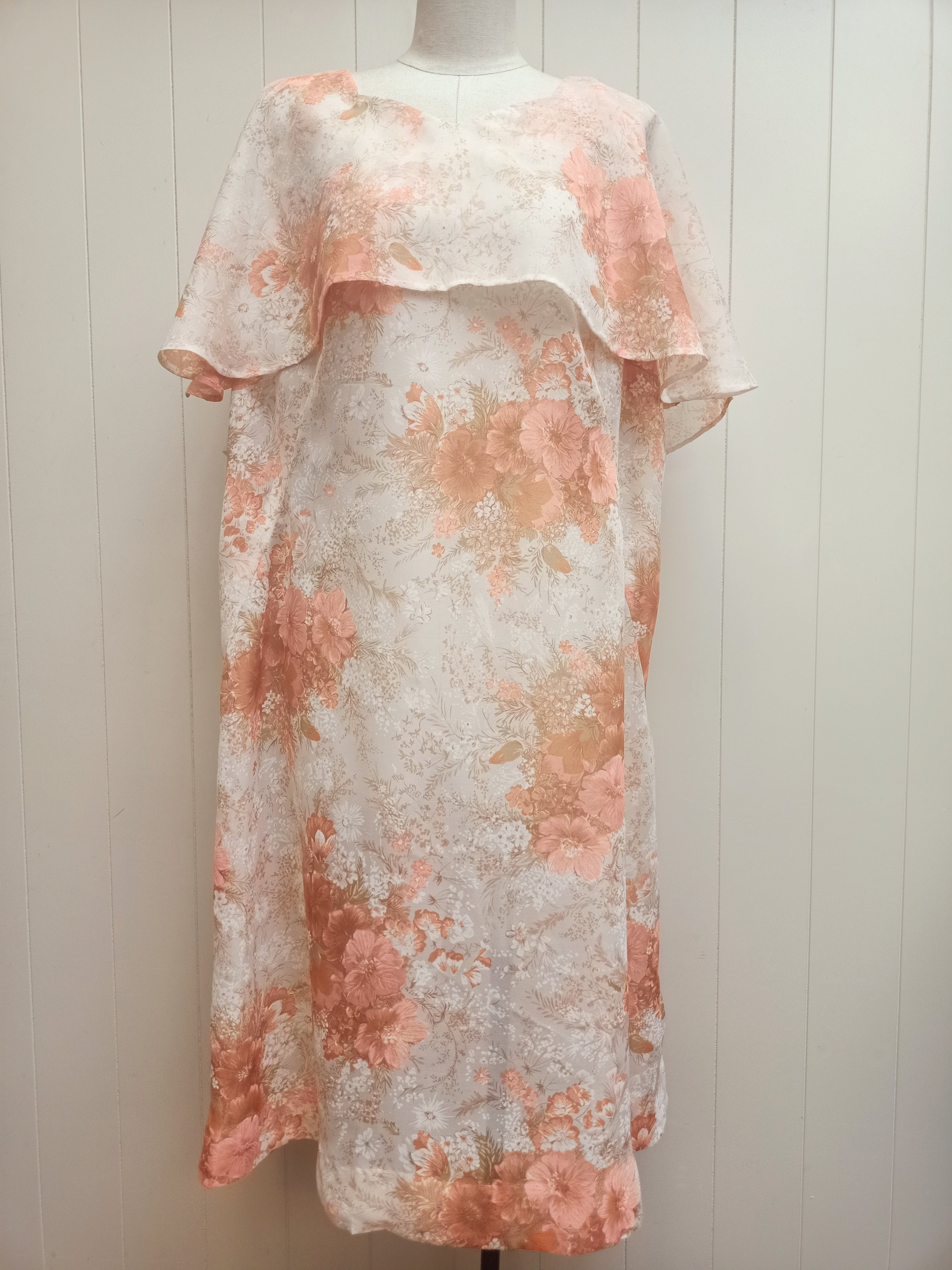 Vintage Peach Floral Chiffon Dress