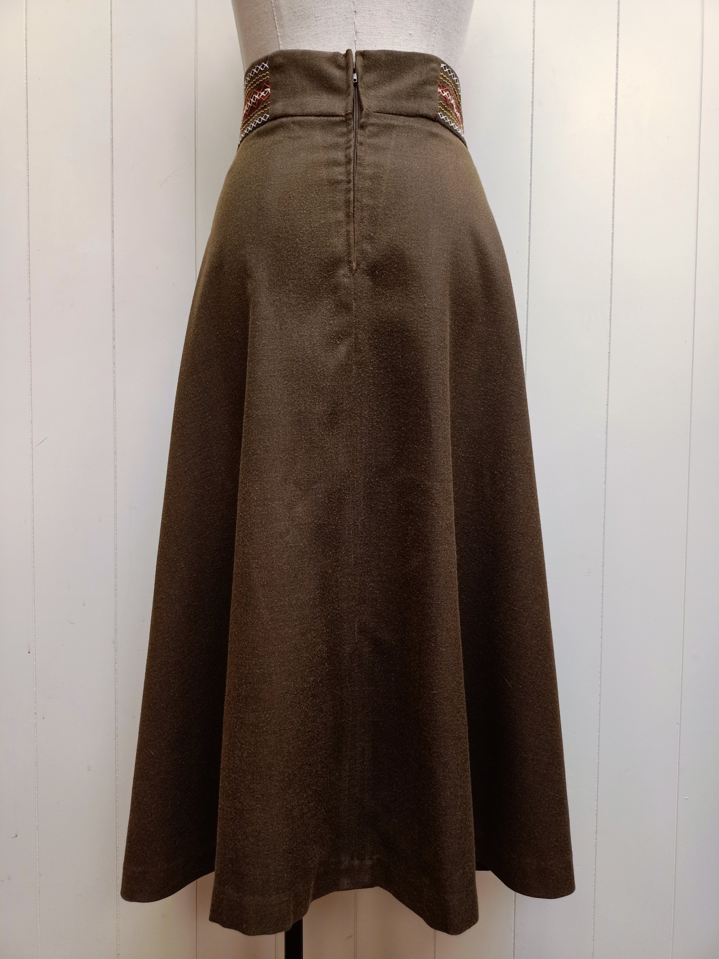 Vintage Fidgits Smocked Brown Skirt