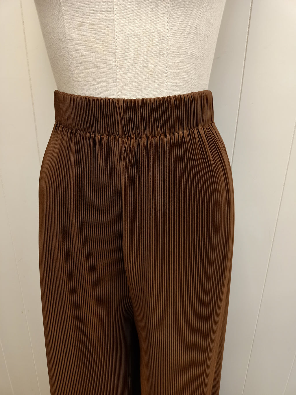 Vintage Vienna Classics Pleat Pants