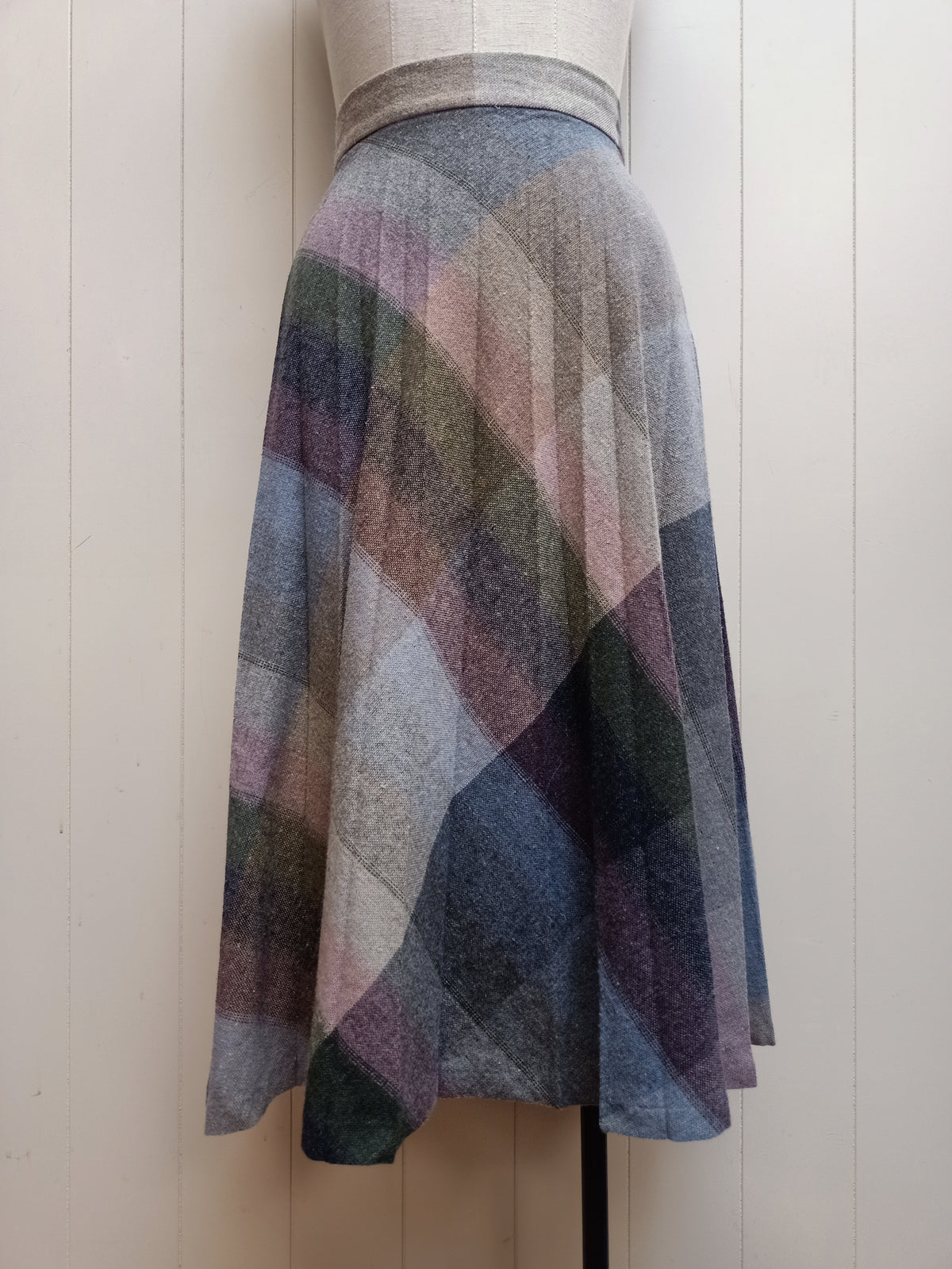 Vintage Bonds The Knitmaker Plaid Skirt
