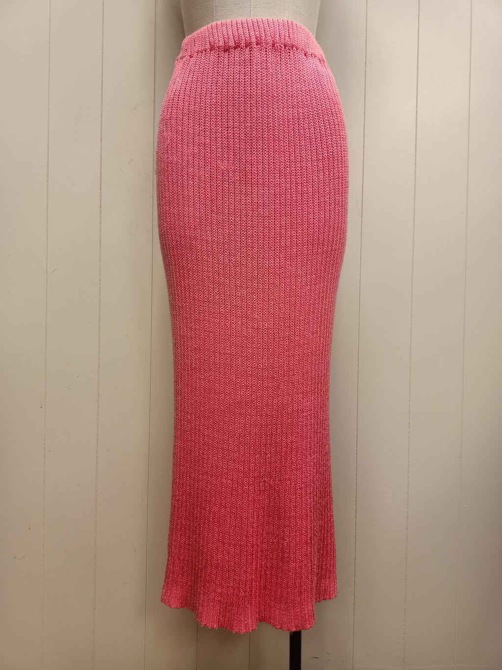 Vintage Jump Pink Knit Skirt