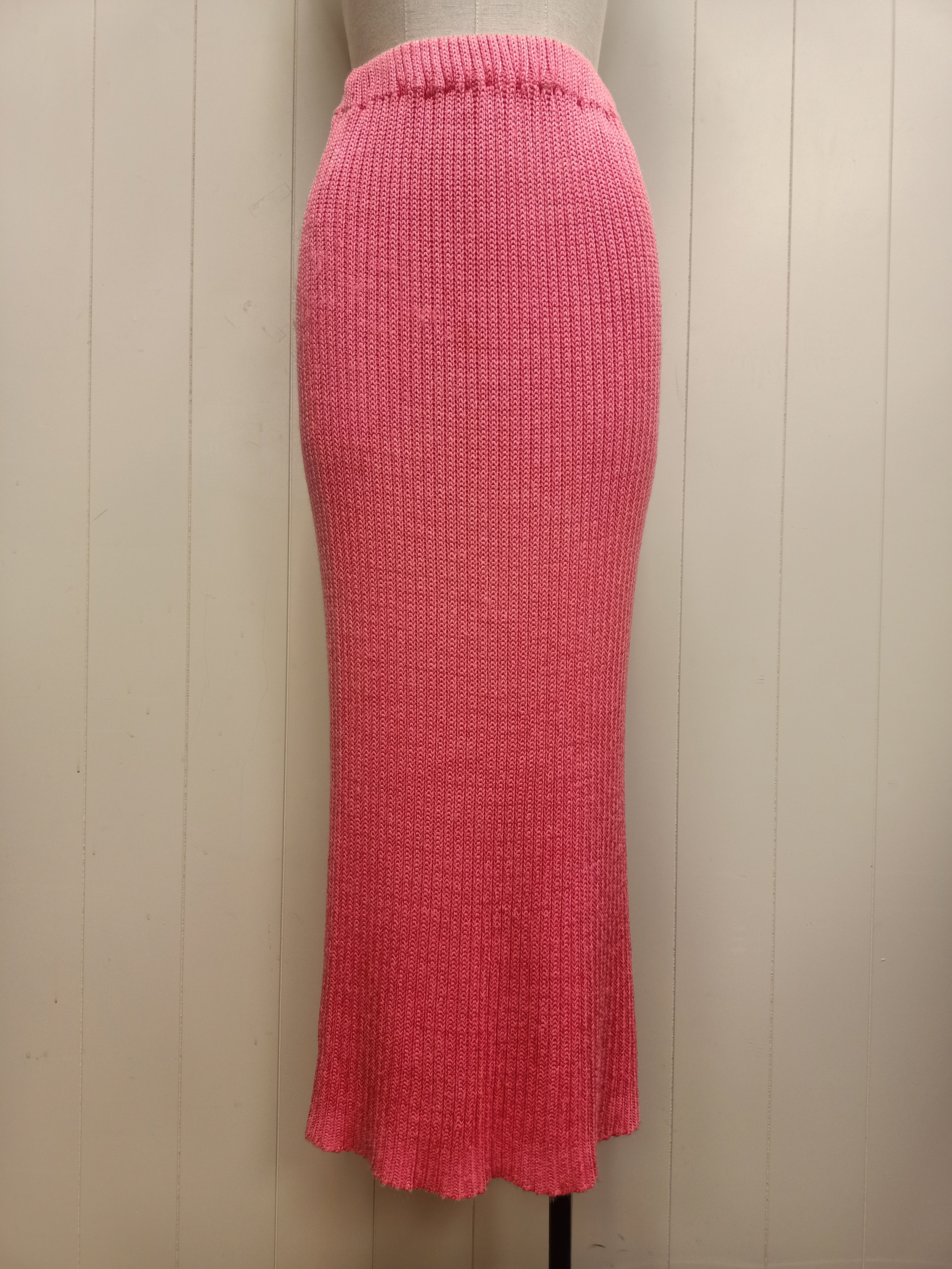 Vintage Jump Pink Knit Skirt