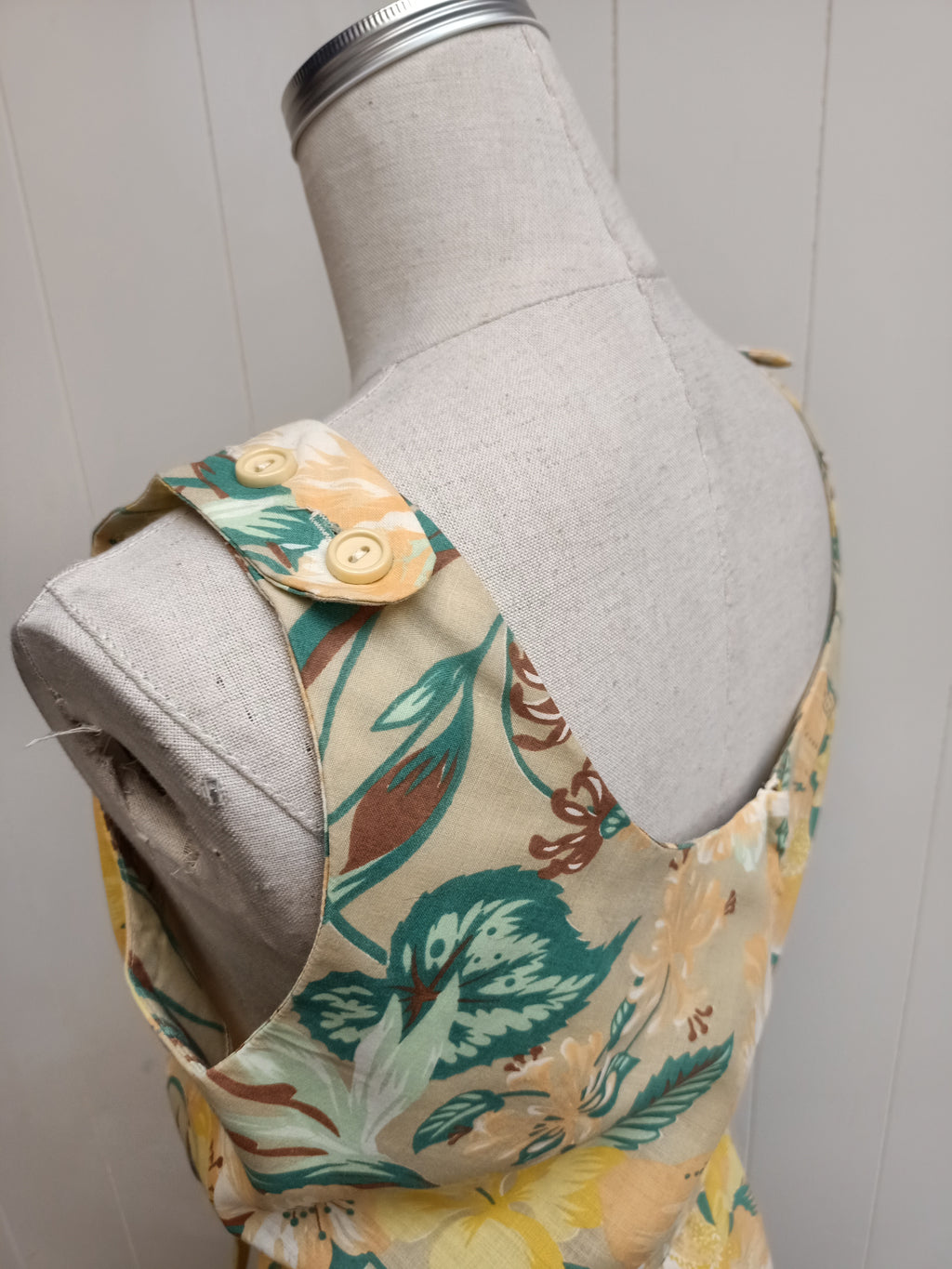 Vintage Sun Rigger Floral Dress
