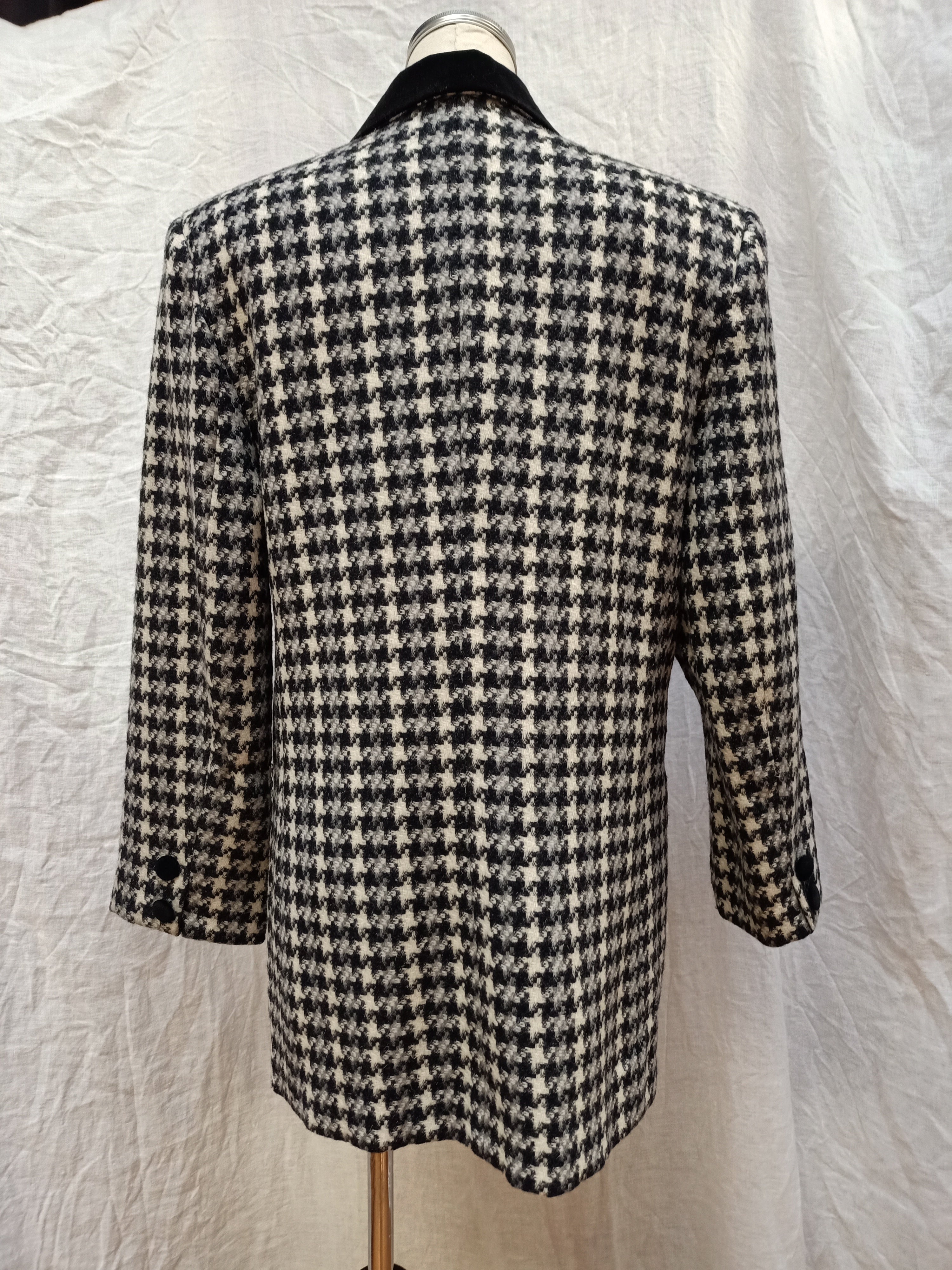 Vintage Hounstooth Blazer