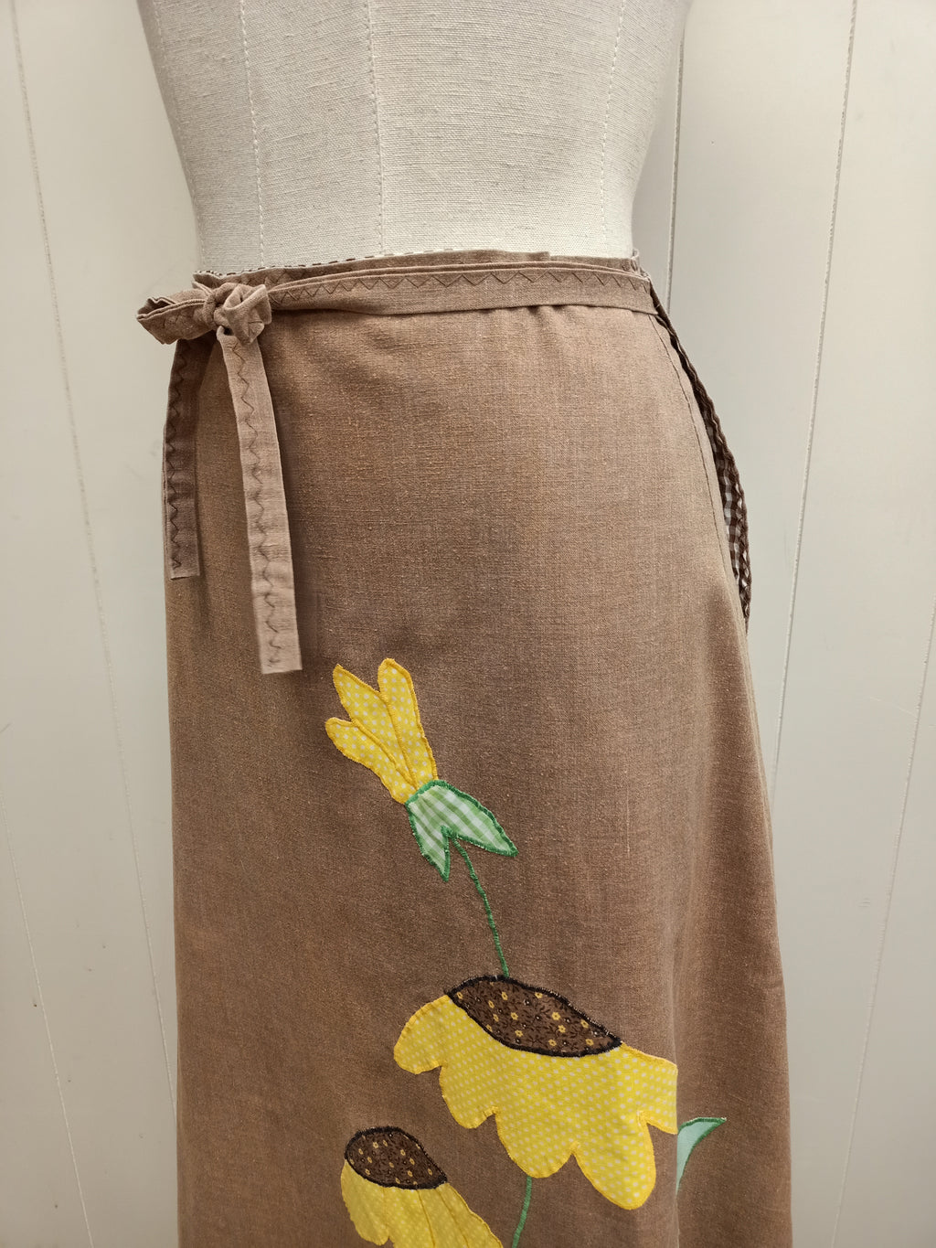 Vintage The Pond Flower Wrap Skirt