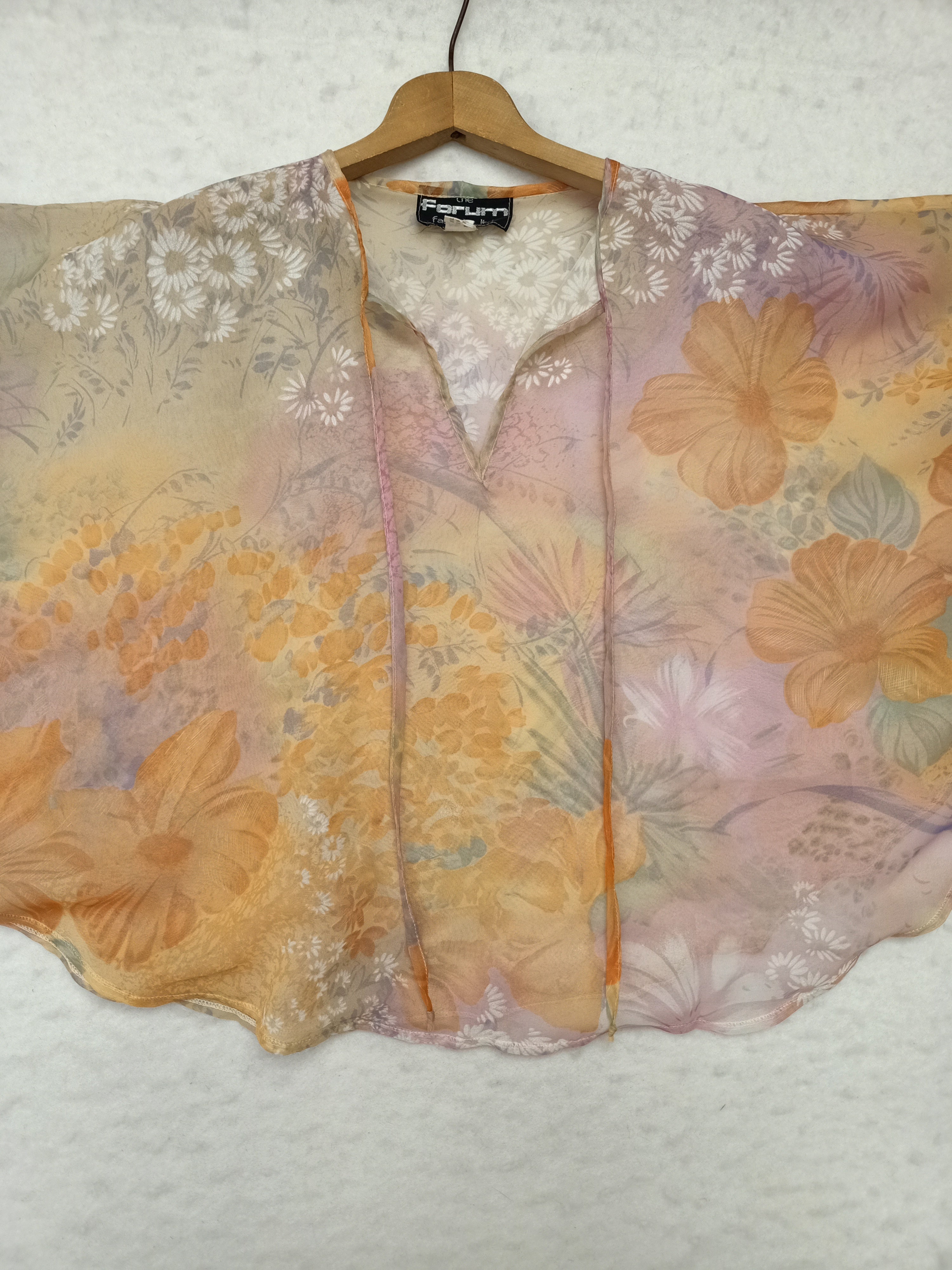 Vintage The Forum Cape
