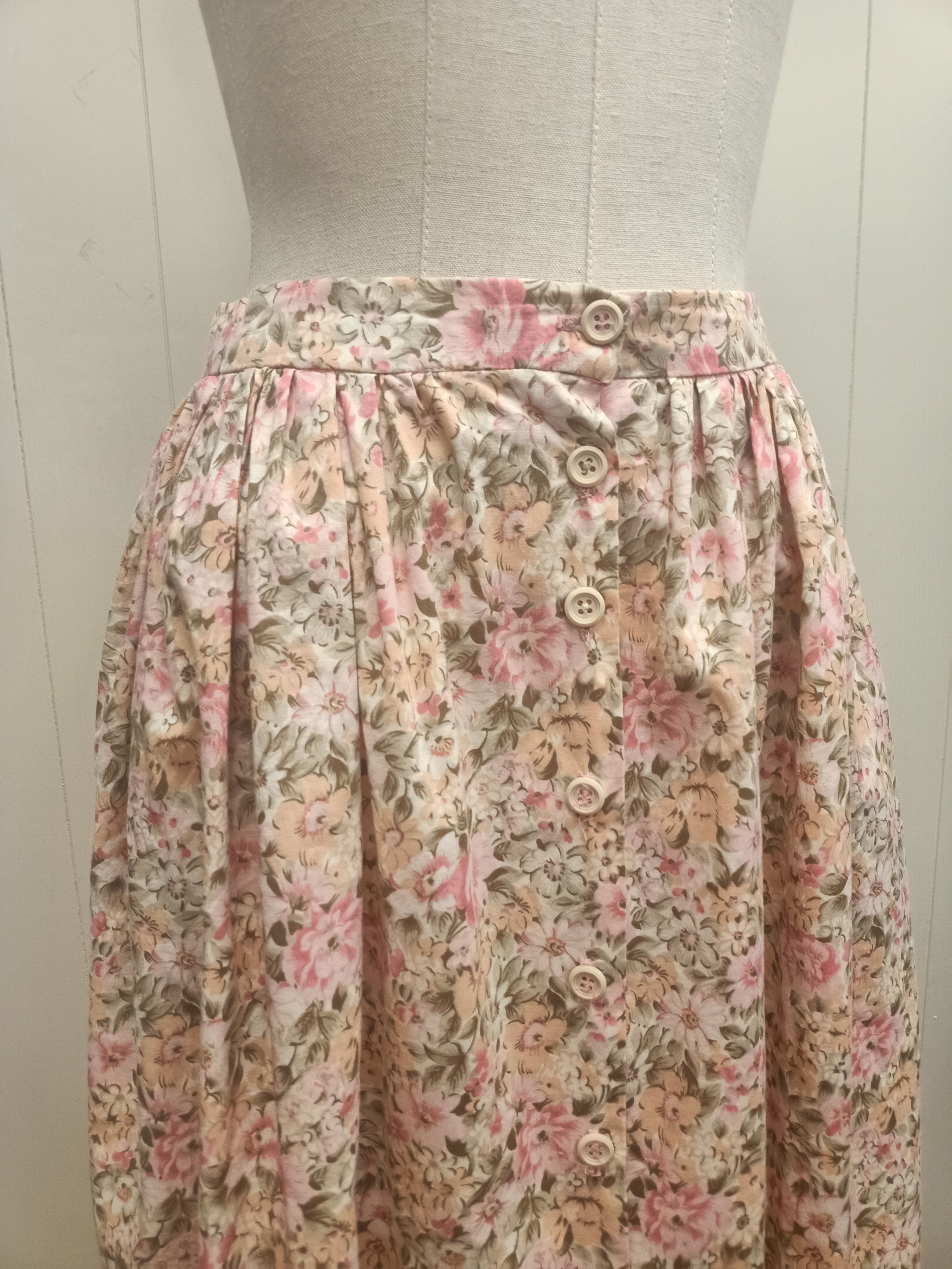Vintage Floral Button Up Skirt