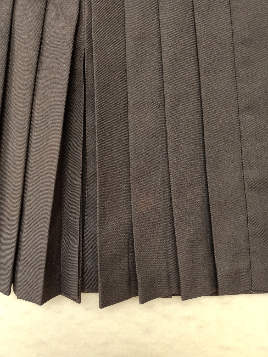 Vintage Temprano Grey Pencil Skirt
