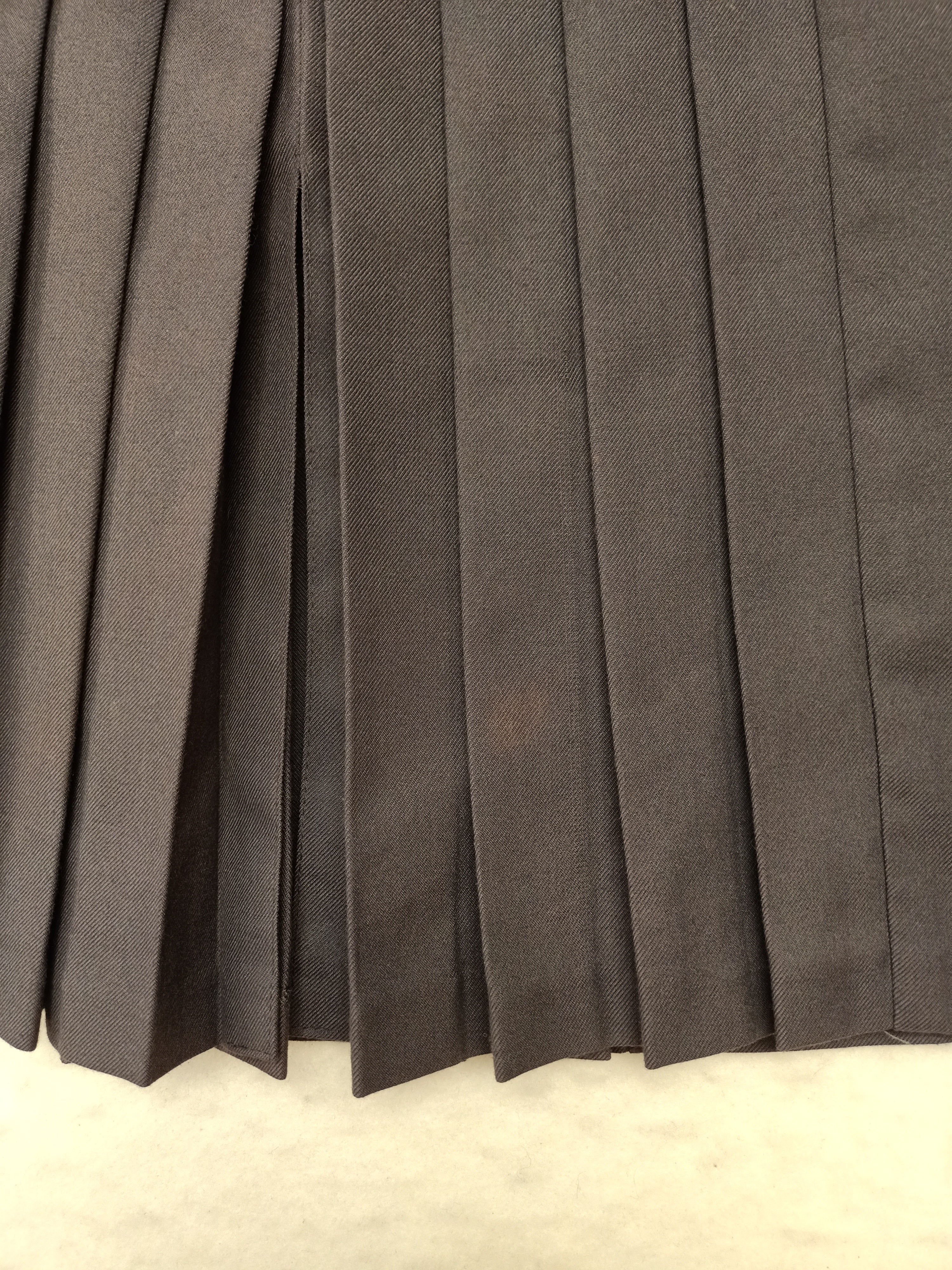 Vintage Temprano Grey Pencil Skirt