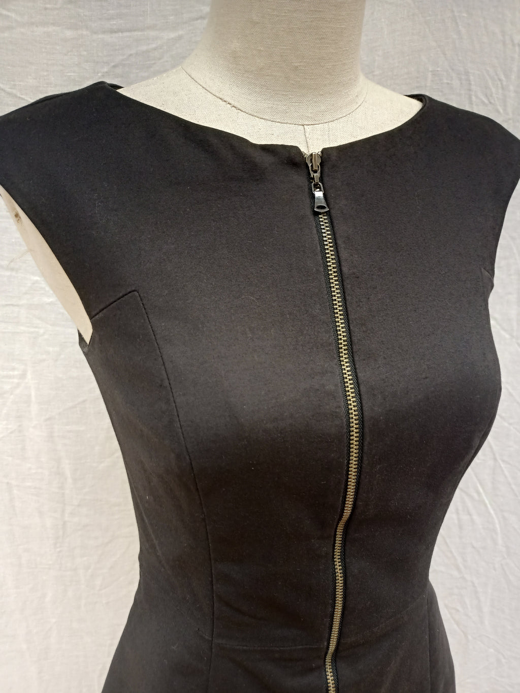 Veronika Maine Zip Up Shirt