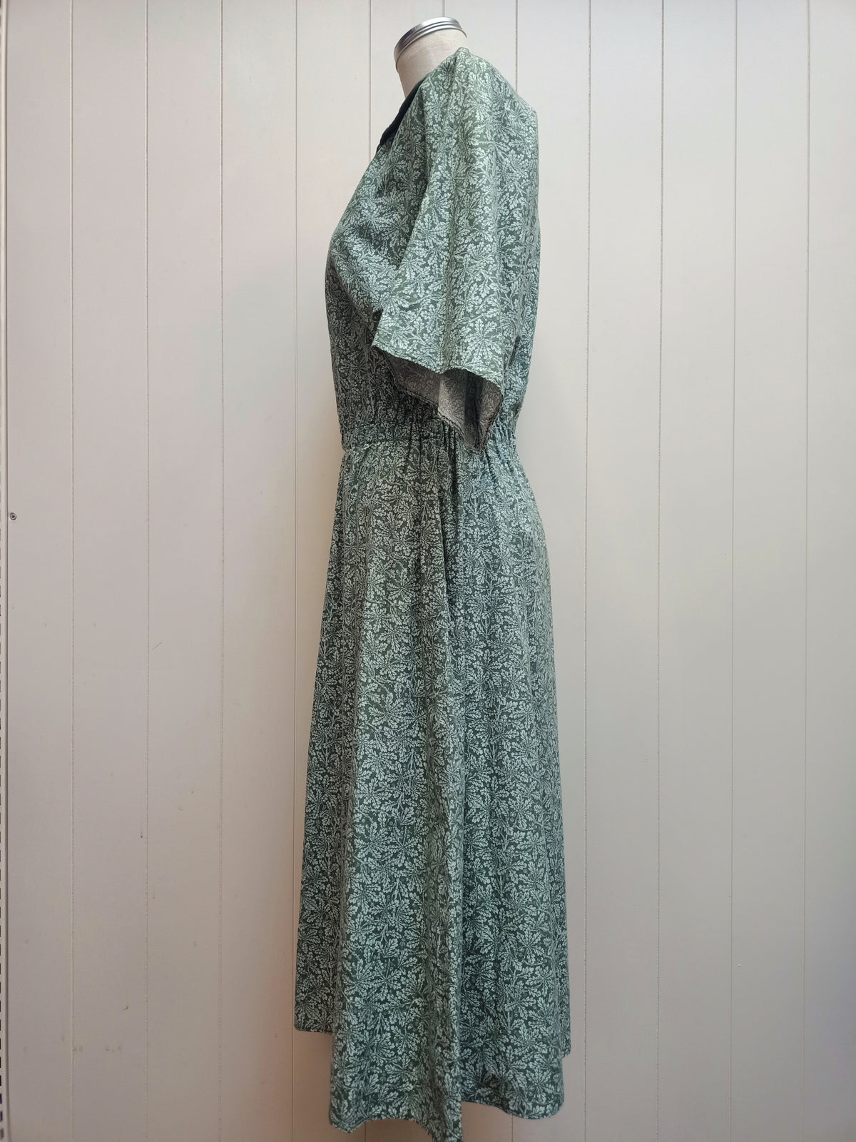 Vintage Green Leaf Dress