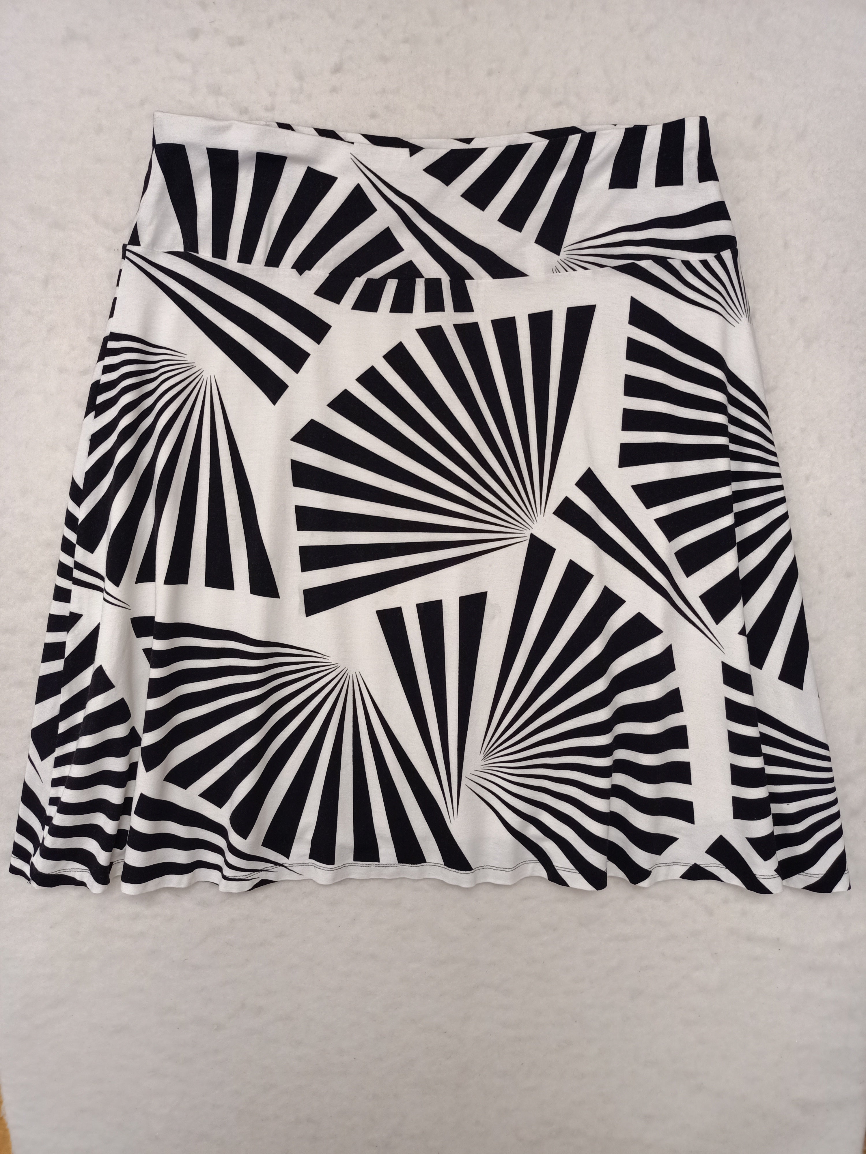 Bridge Street Abstract Fan Skirt