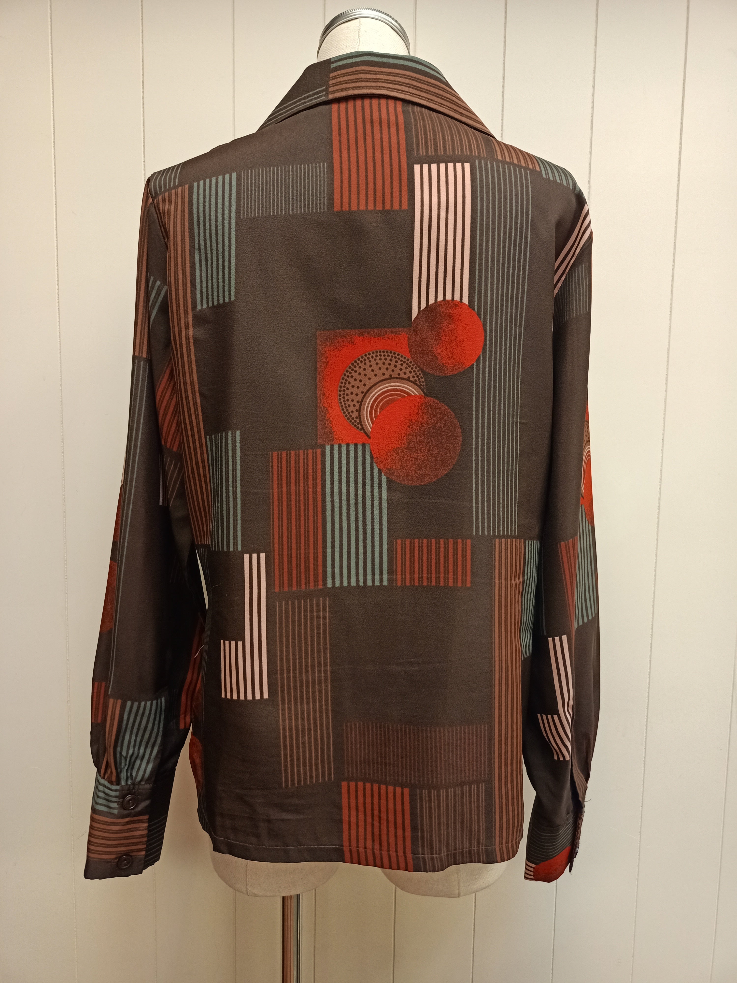 Vintage The Shirt Club Abstract Stripe Shirt