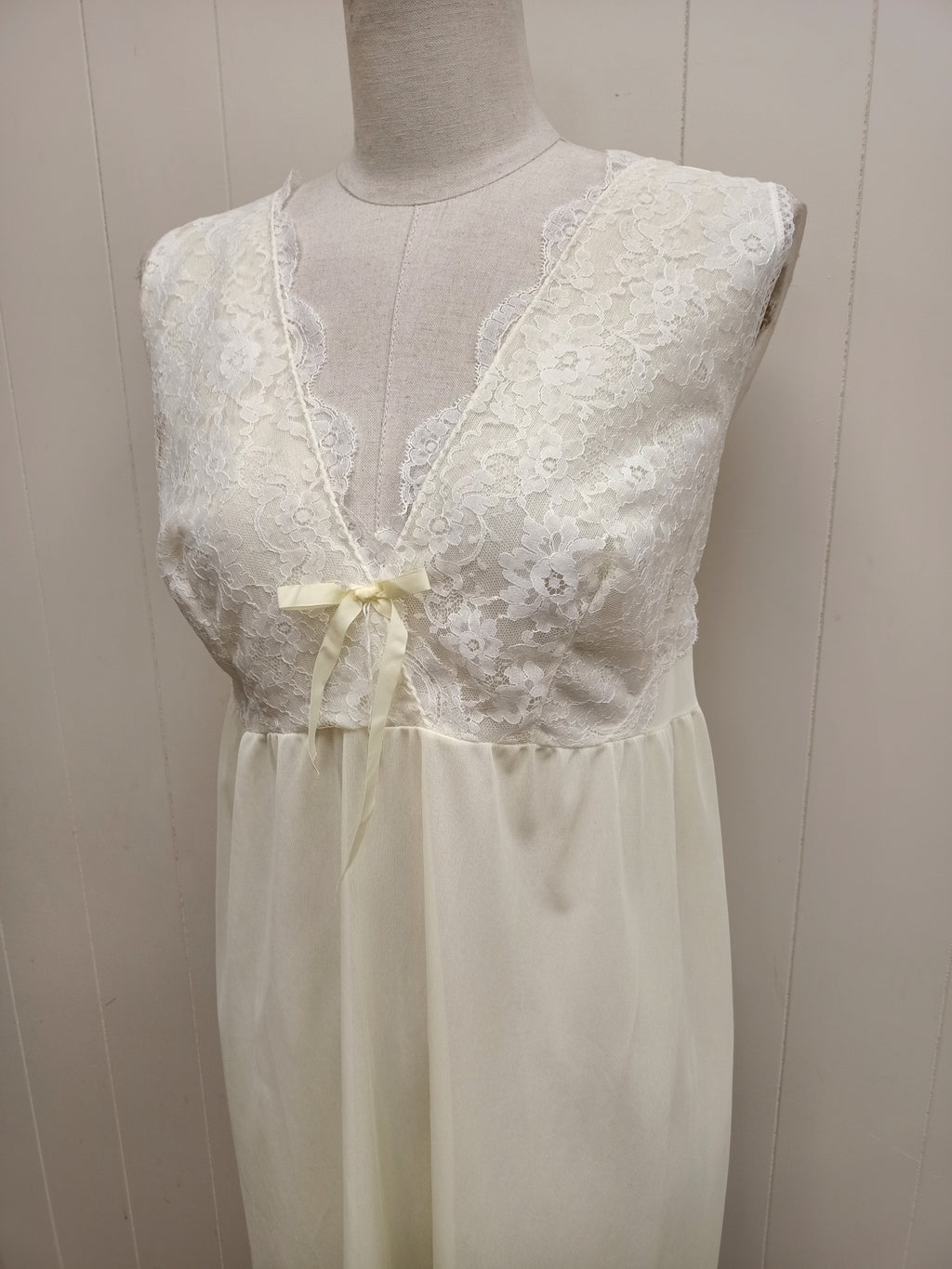 Vintage Petite Yellow Nightie