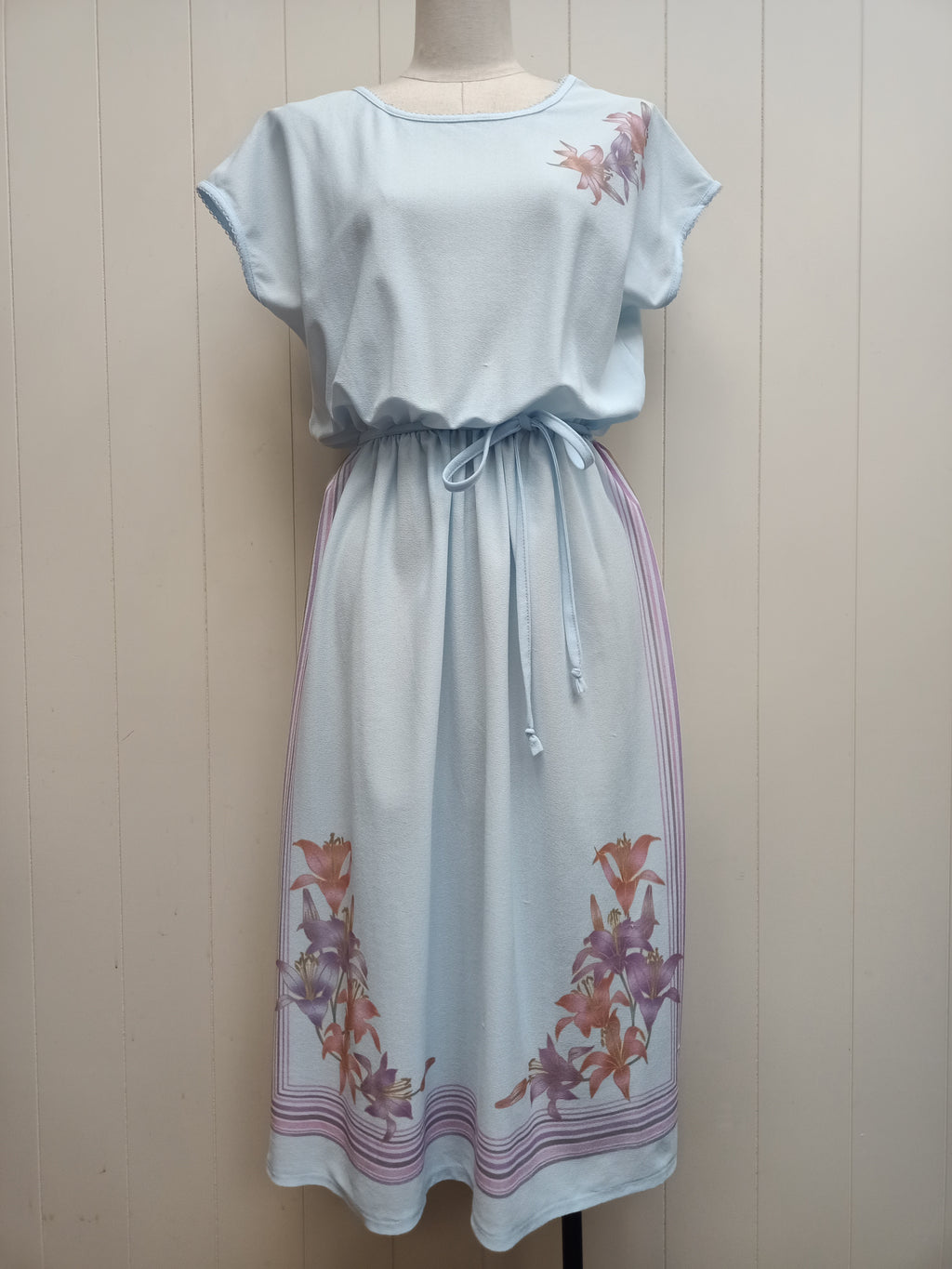 Vintage Lily Framed Dress