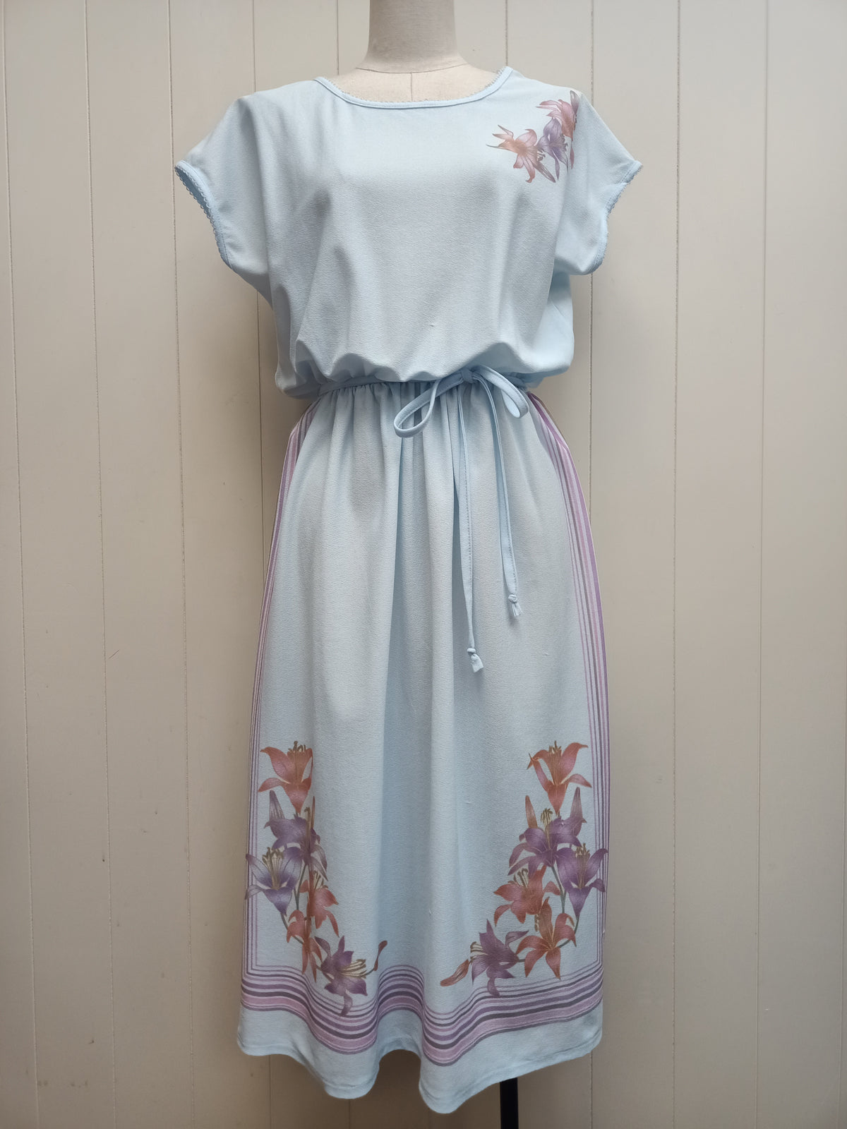 Vintage Lily Framed Dress