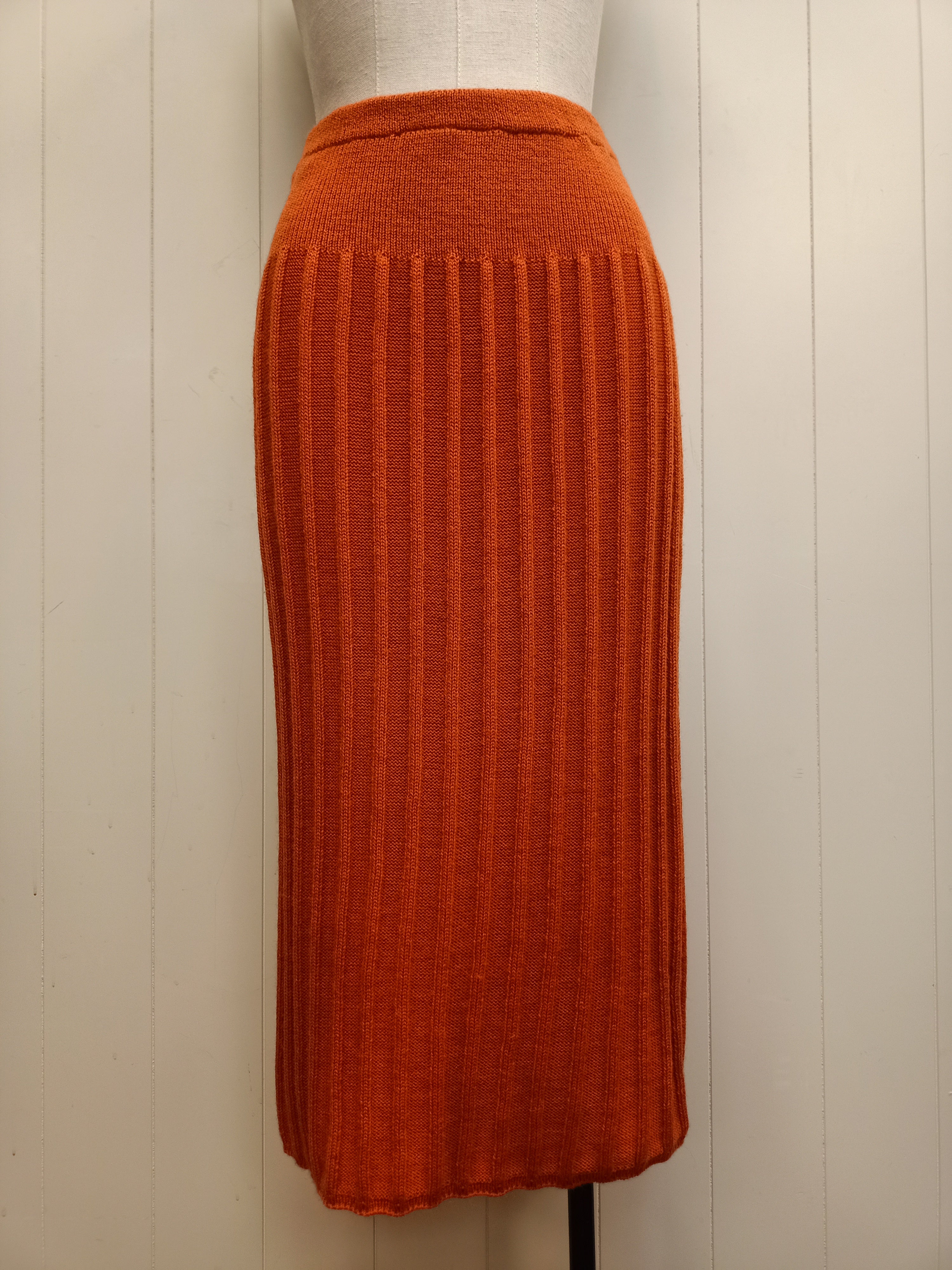 Vintage Dialogue Orange Knit Skirt