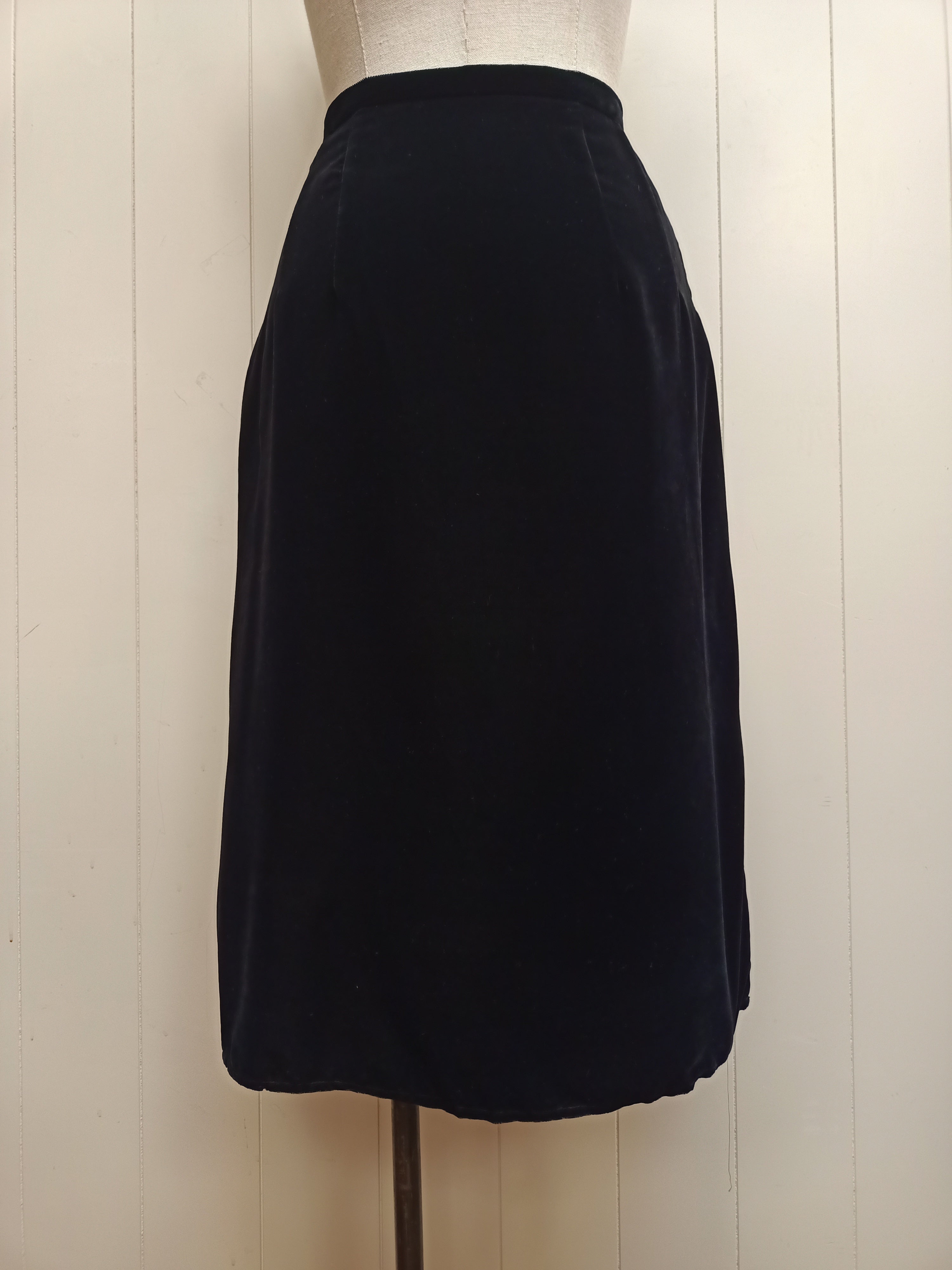Vintage Black Velvet Pencil Skirt