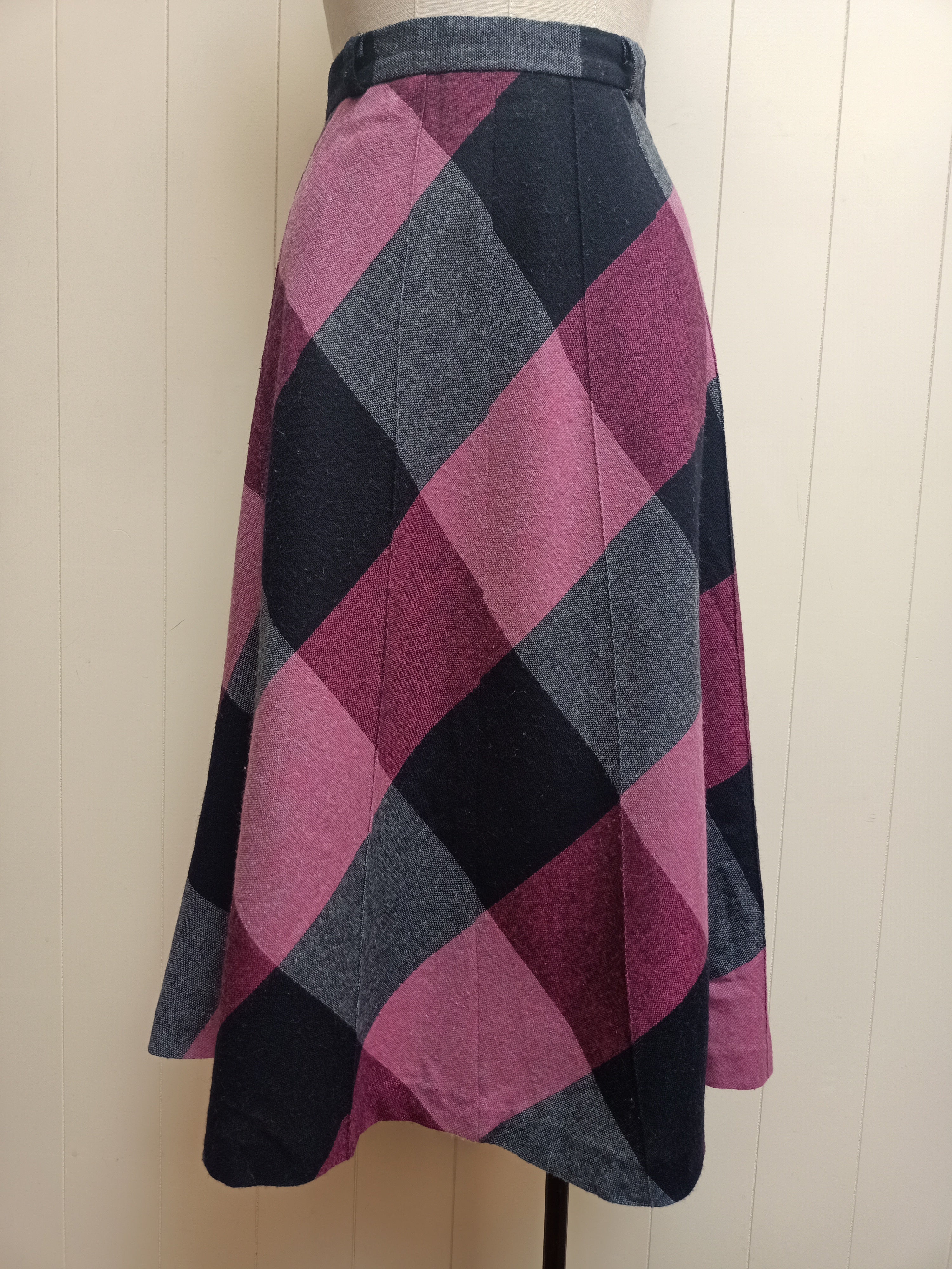 Vintage Flookies Plaid Skirt