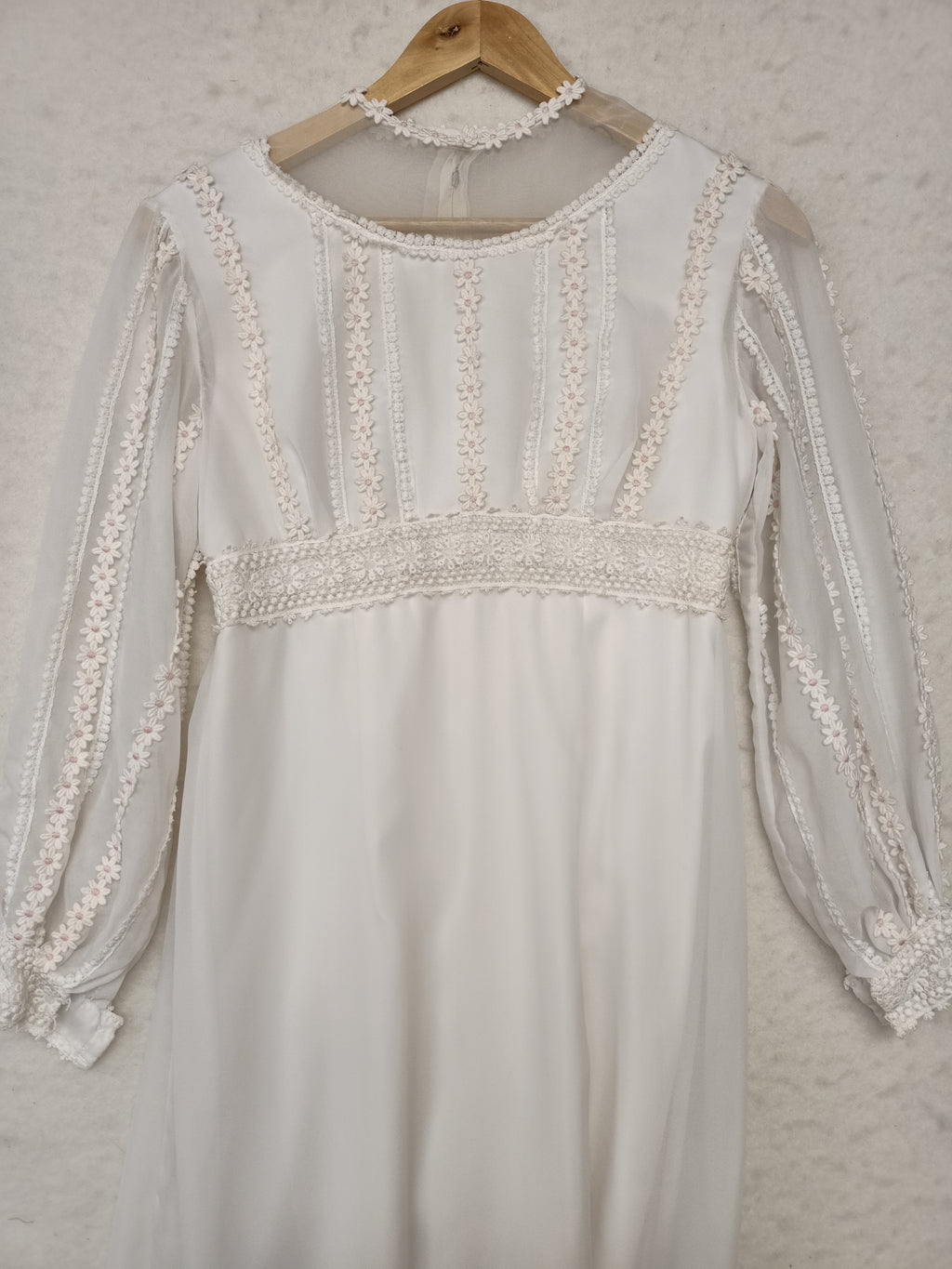 Vintage Petite Prairie Wedding Dress