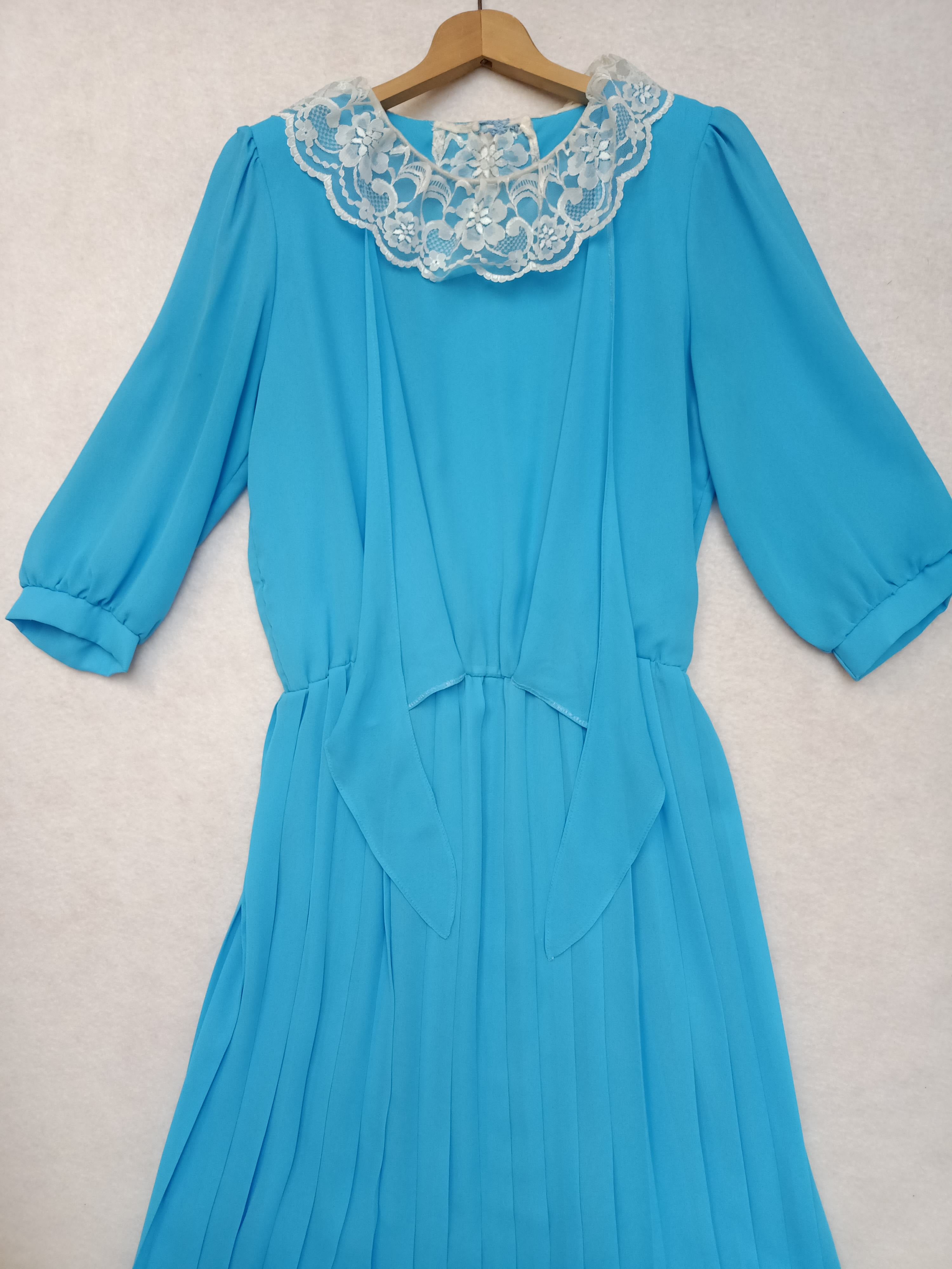 Vintage Turquoise & Lace Dress