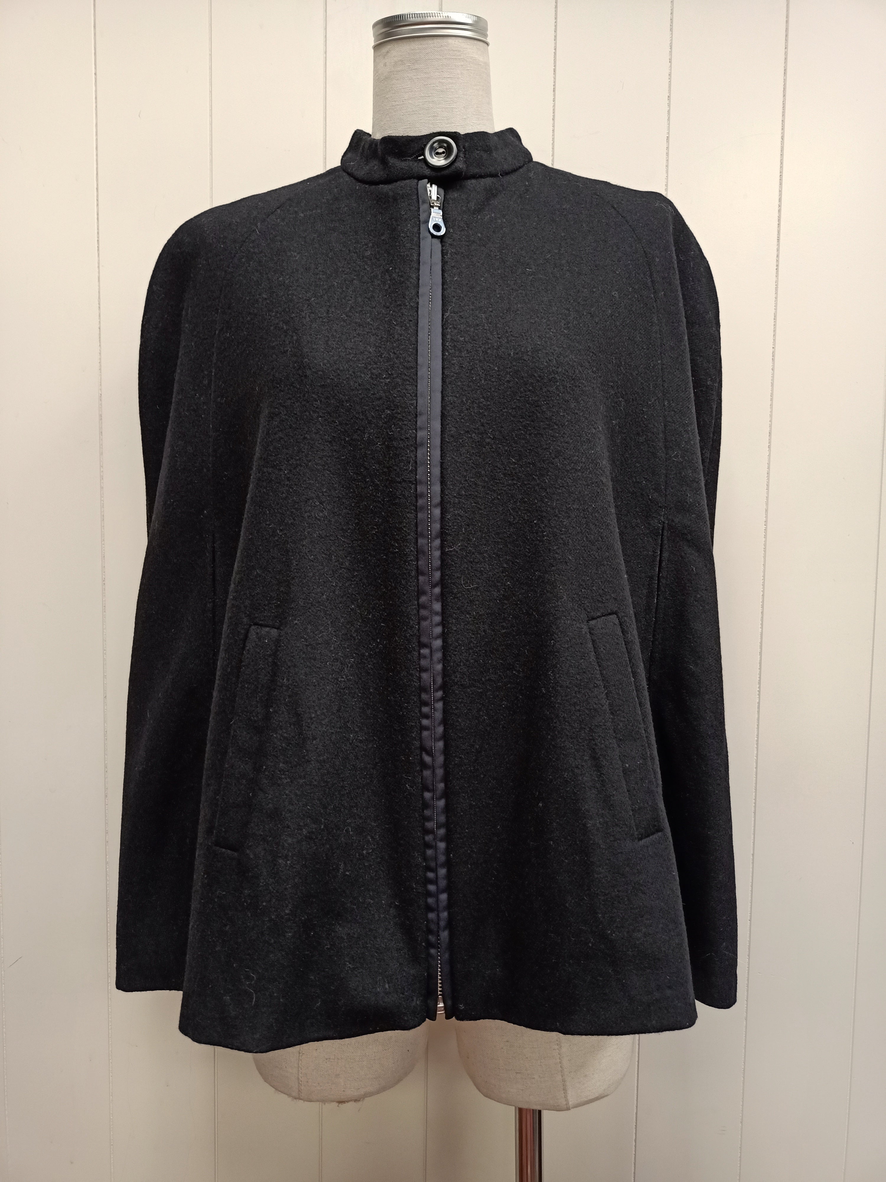 Suzanne Gregory Black Cape