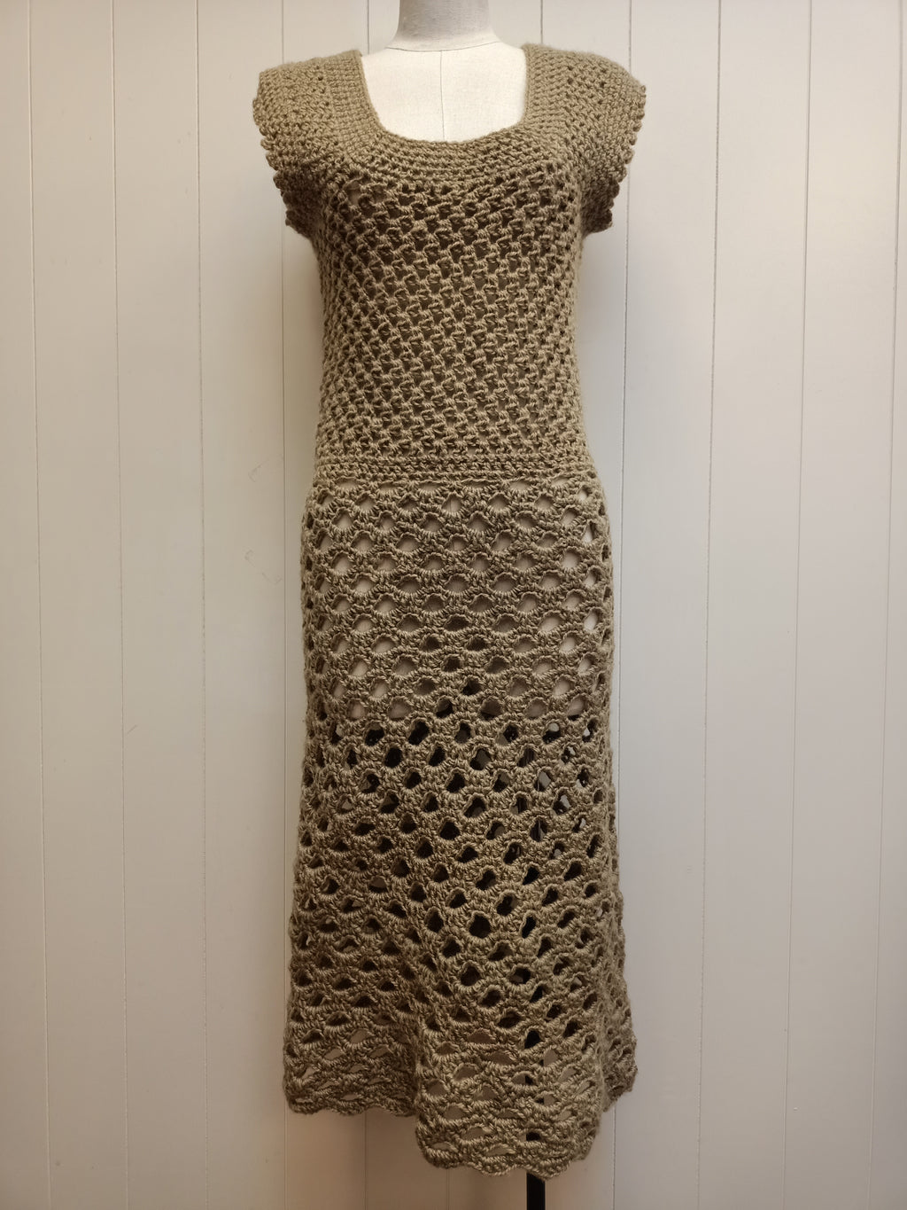 Retro Khaki Green Crochet Dress