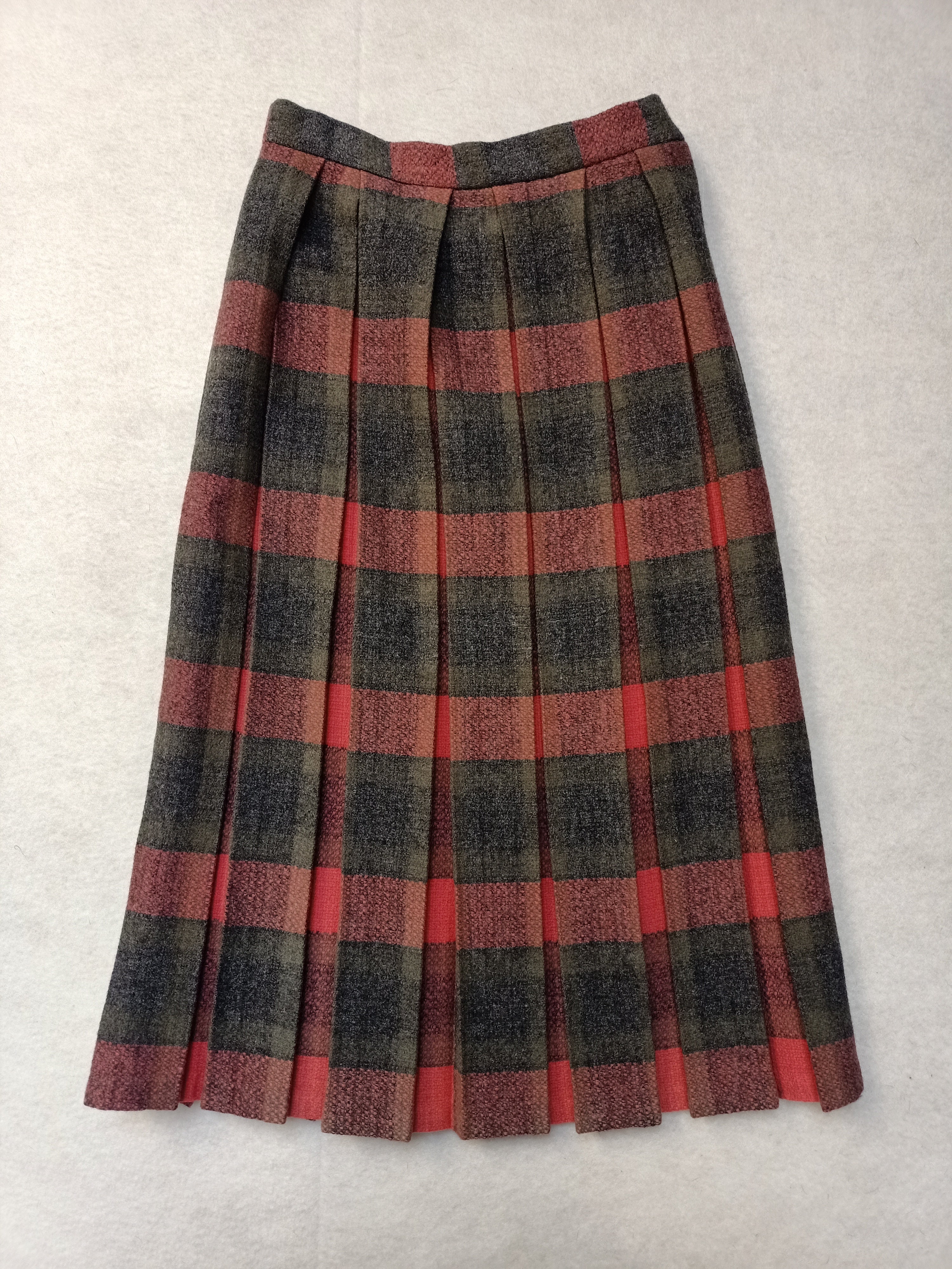 Retro Wool Checkered Skirt