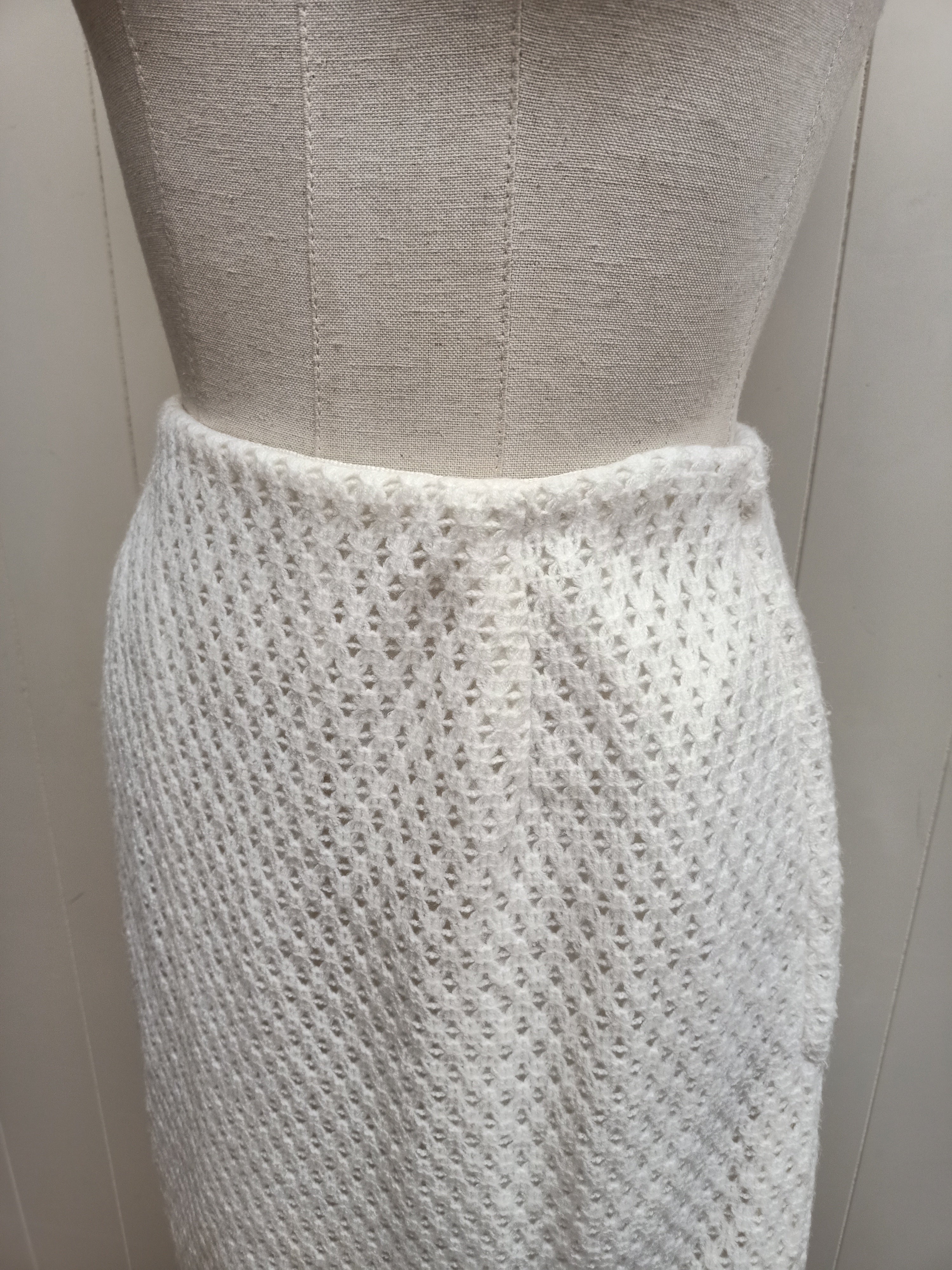 Vintage White Knit Skirt