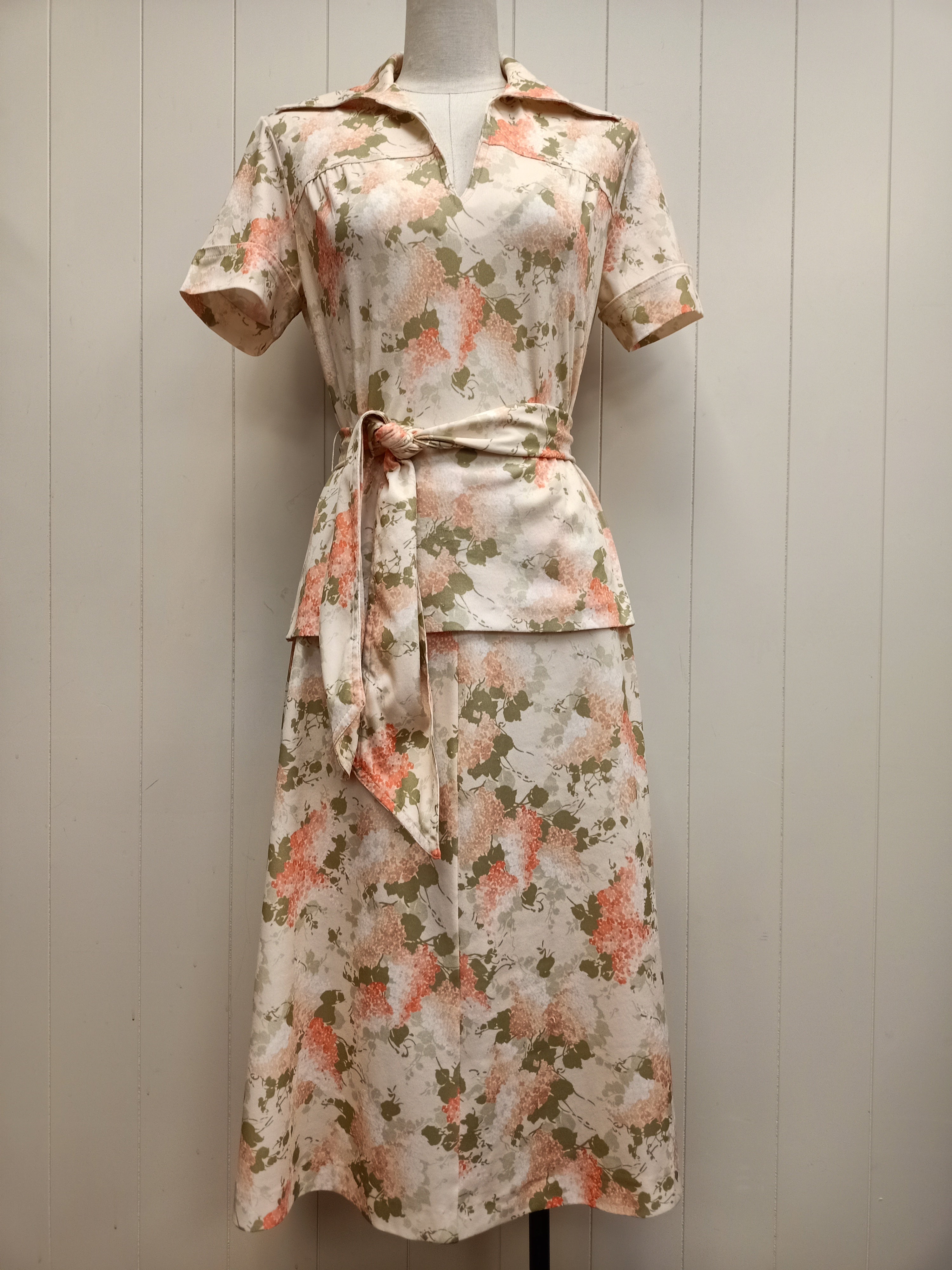 Vintage Bonds The Knitmaker Co-Ord Set
