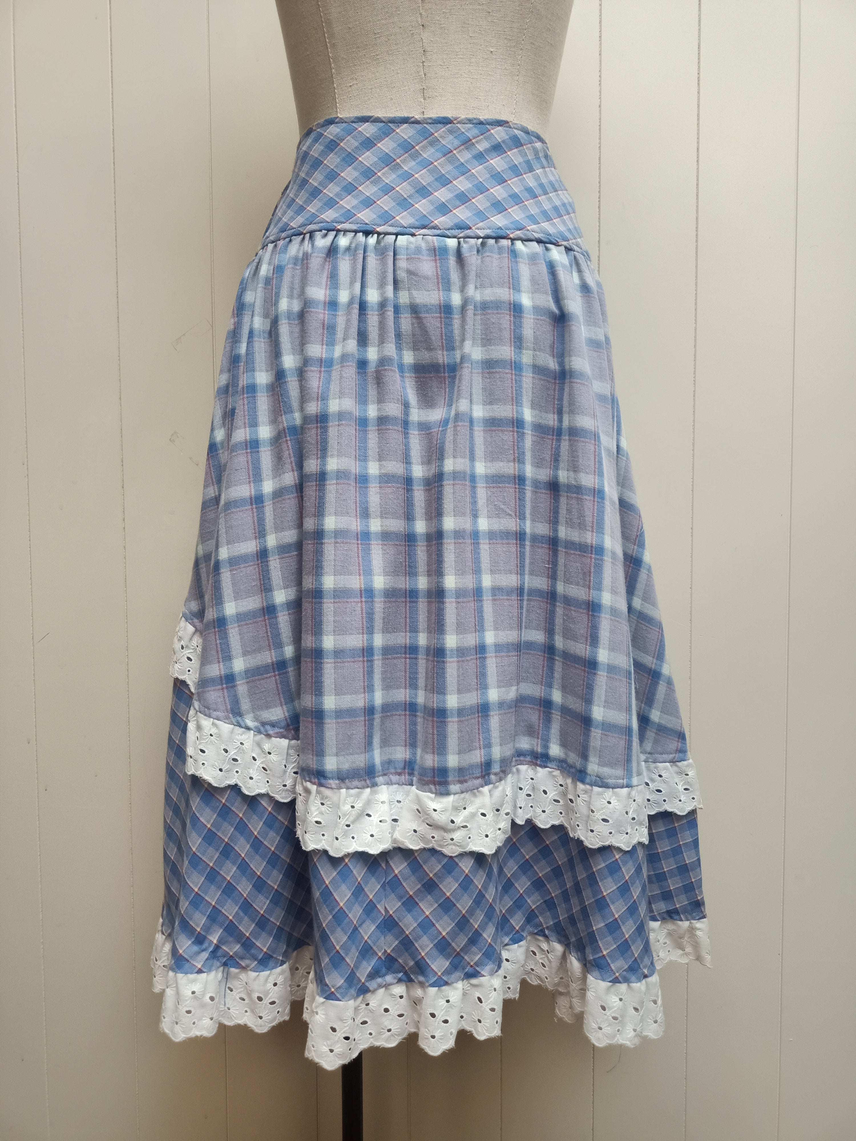Vintage Cue Plaid Ruffle Skirt