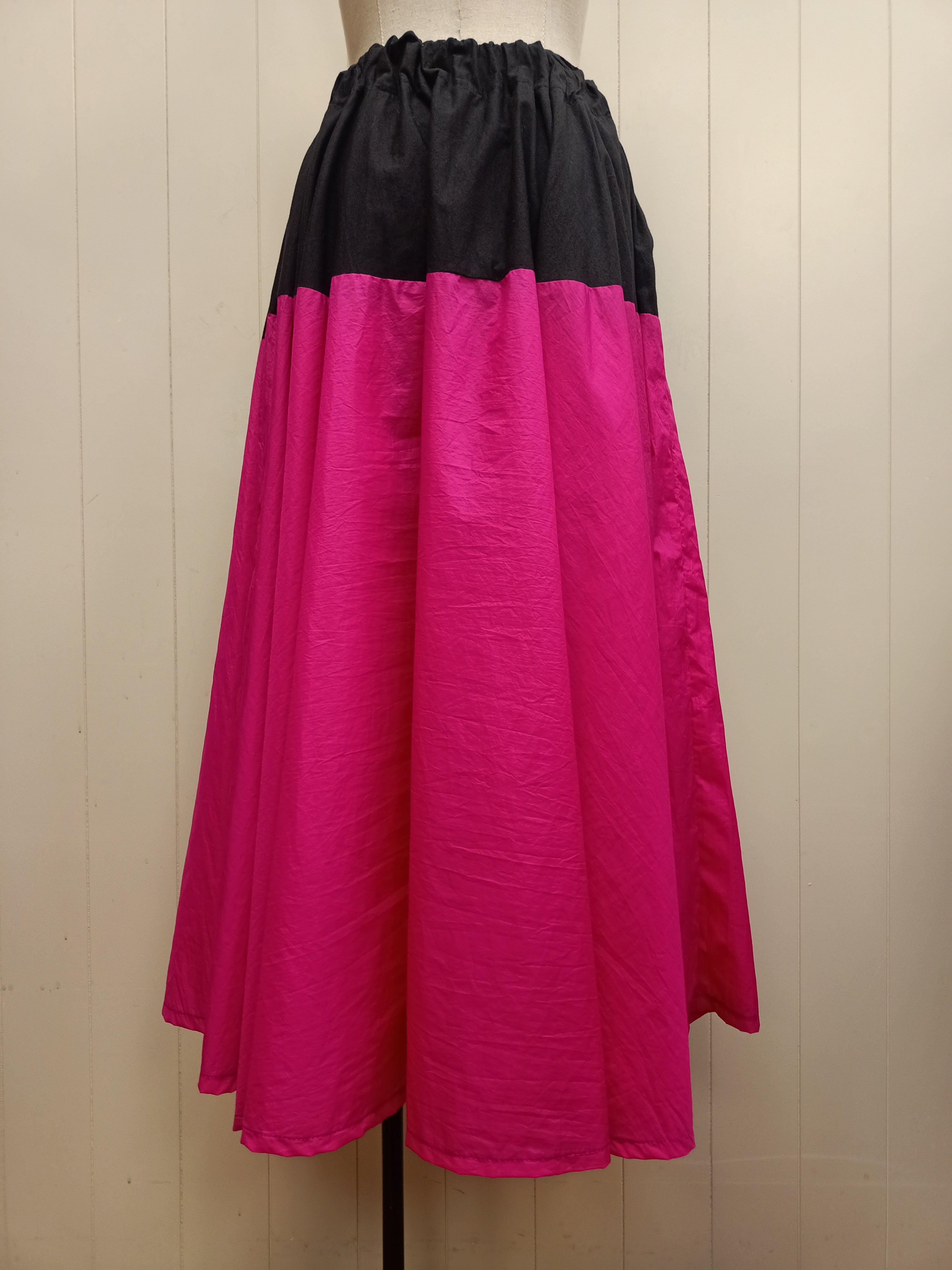 Vintage Black & Magenta Skirt