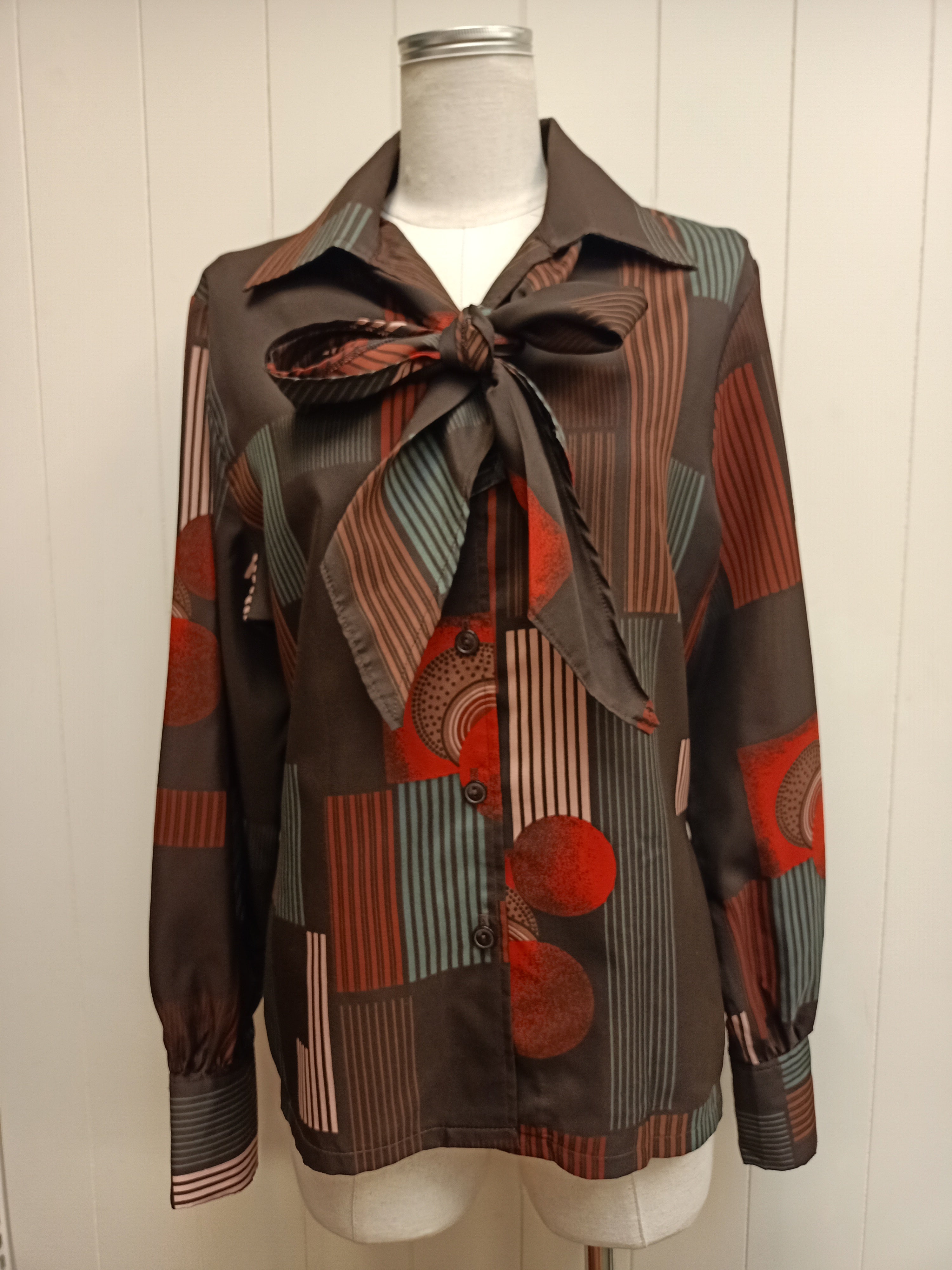 Vintage The Shirt Club Abstract Stripe Shirt