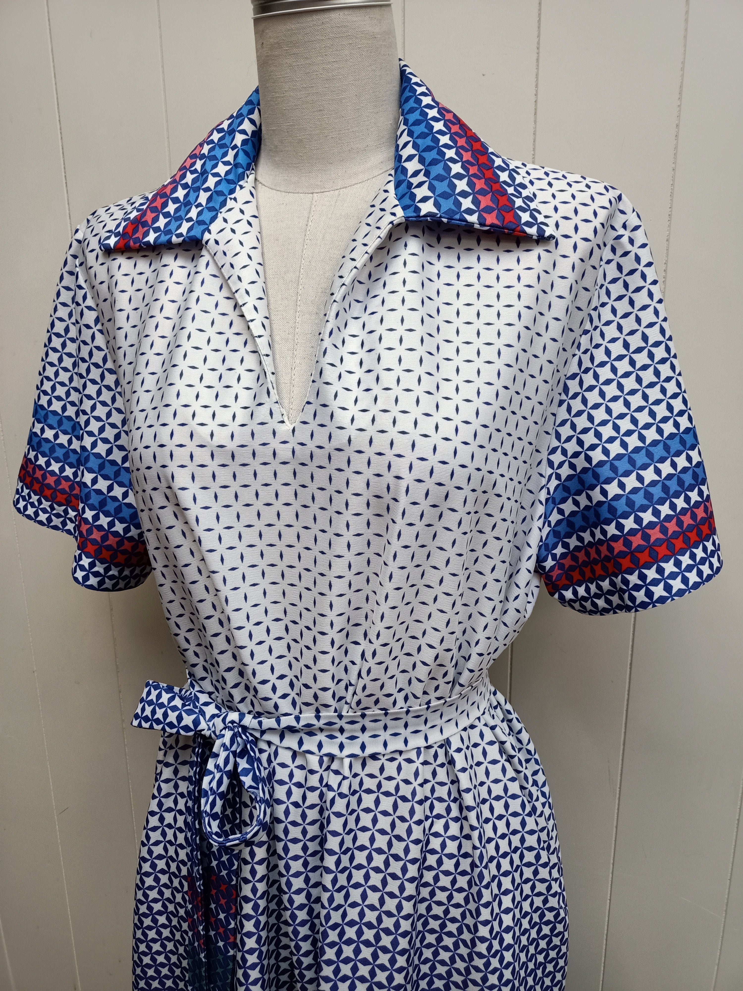 Vintage Jennie Casuals Border Dress