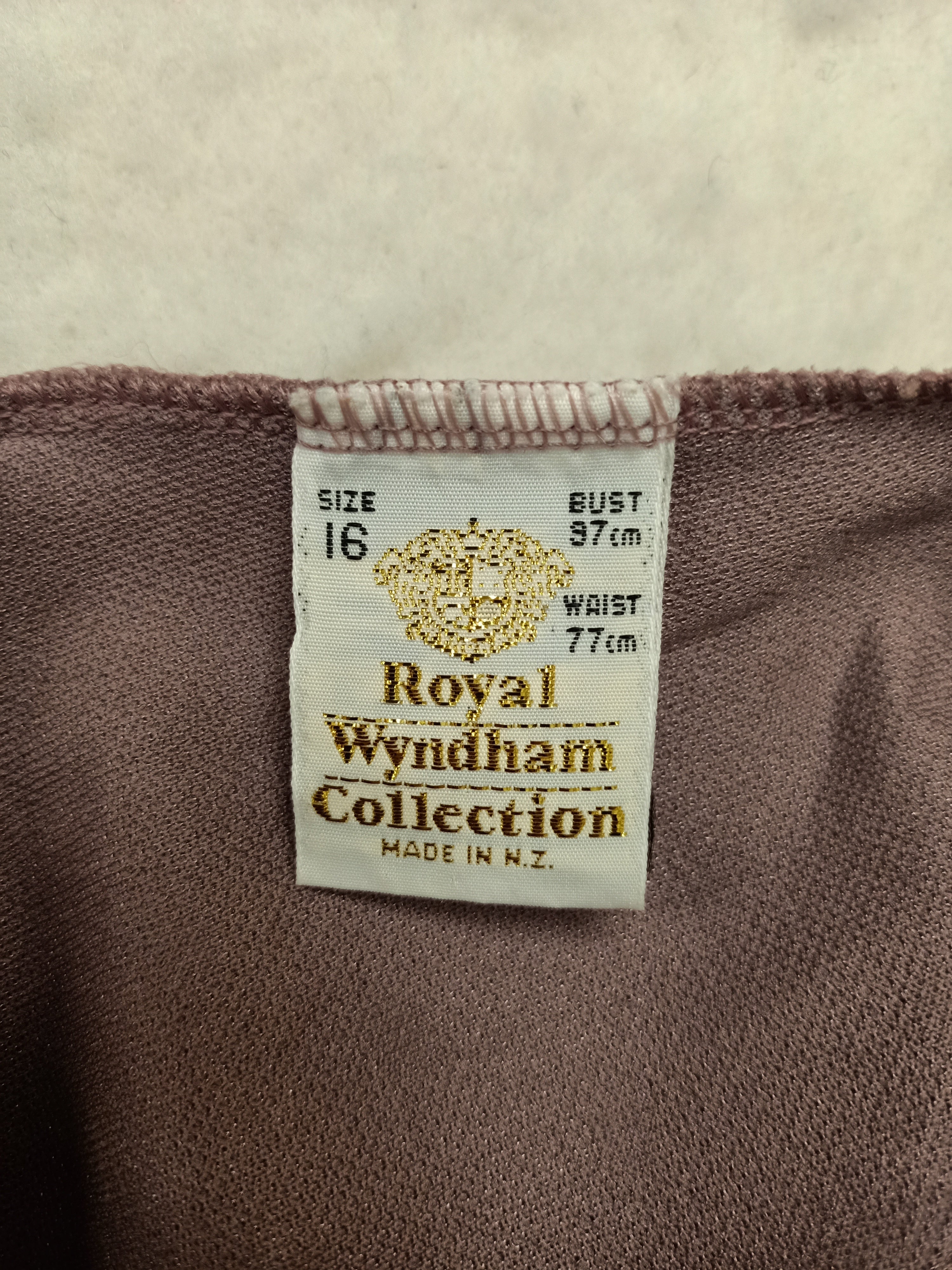 Vintage Royal Wyndham Collection Mauve Dress