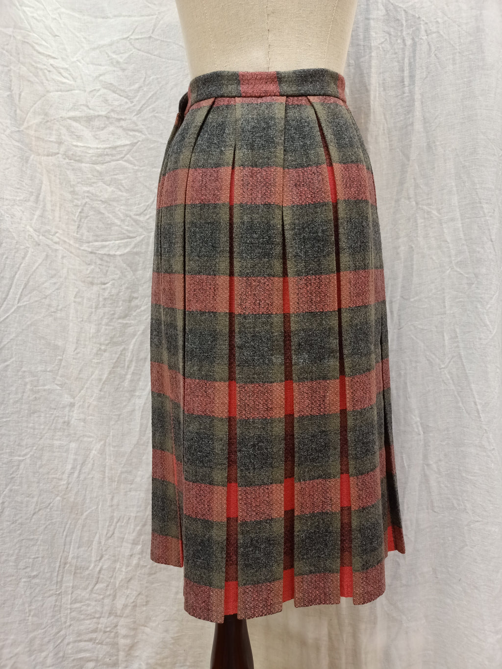 Retro Wool Checkered Skirt