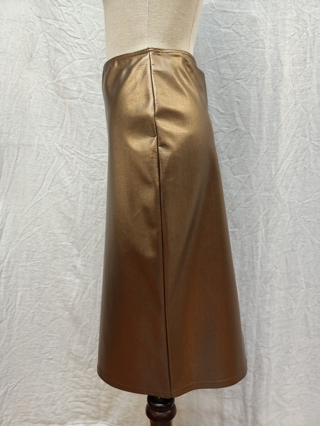 David Pond Faux Leather Skirt