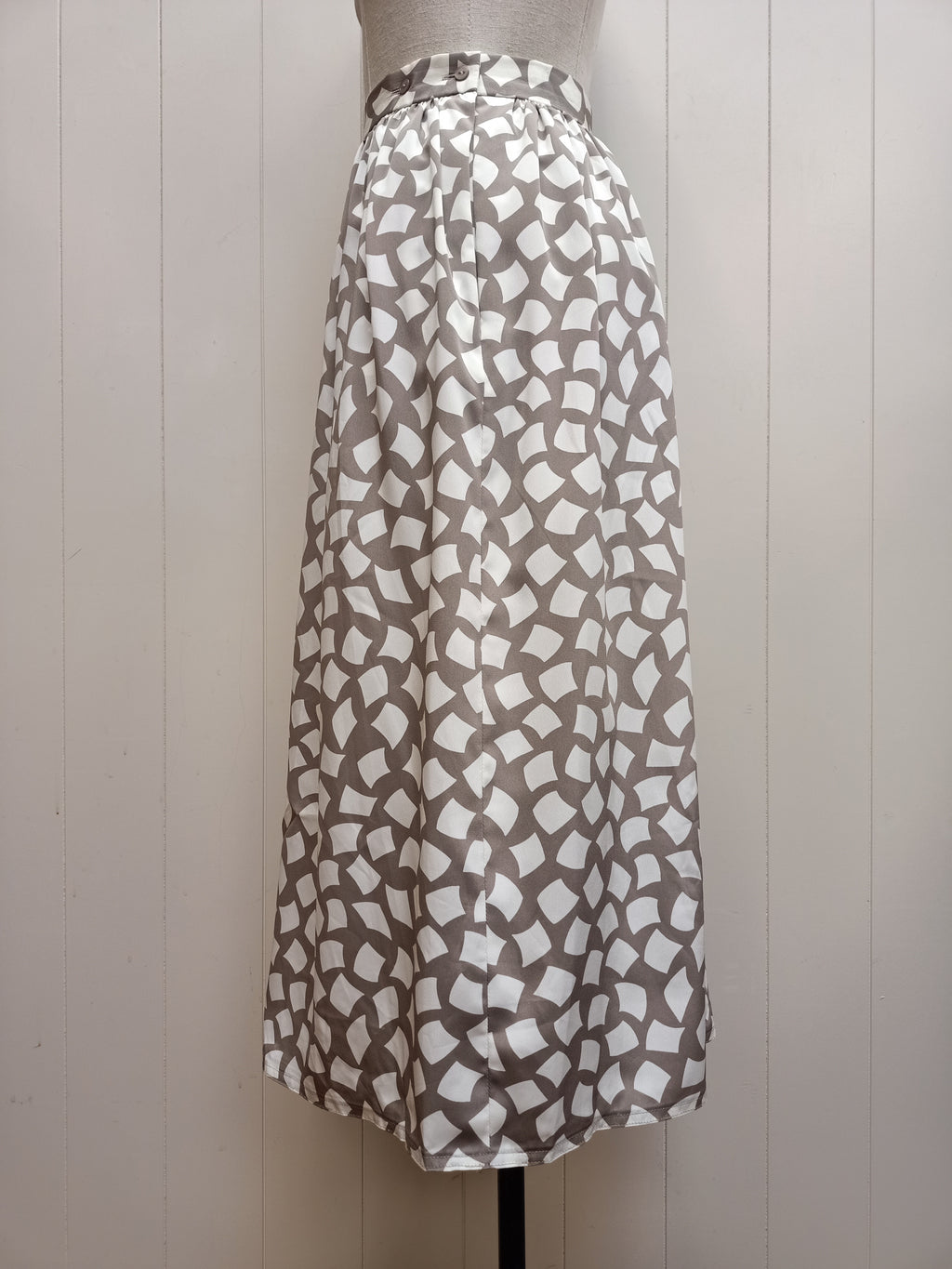 Retro Planet Abstract Square Skirt